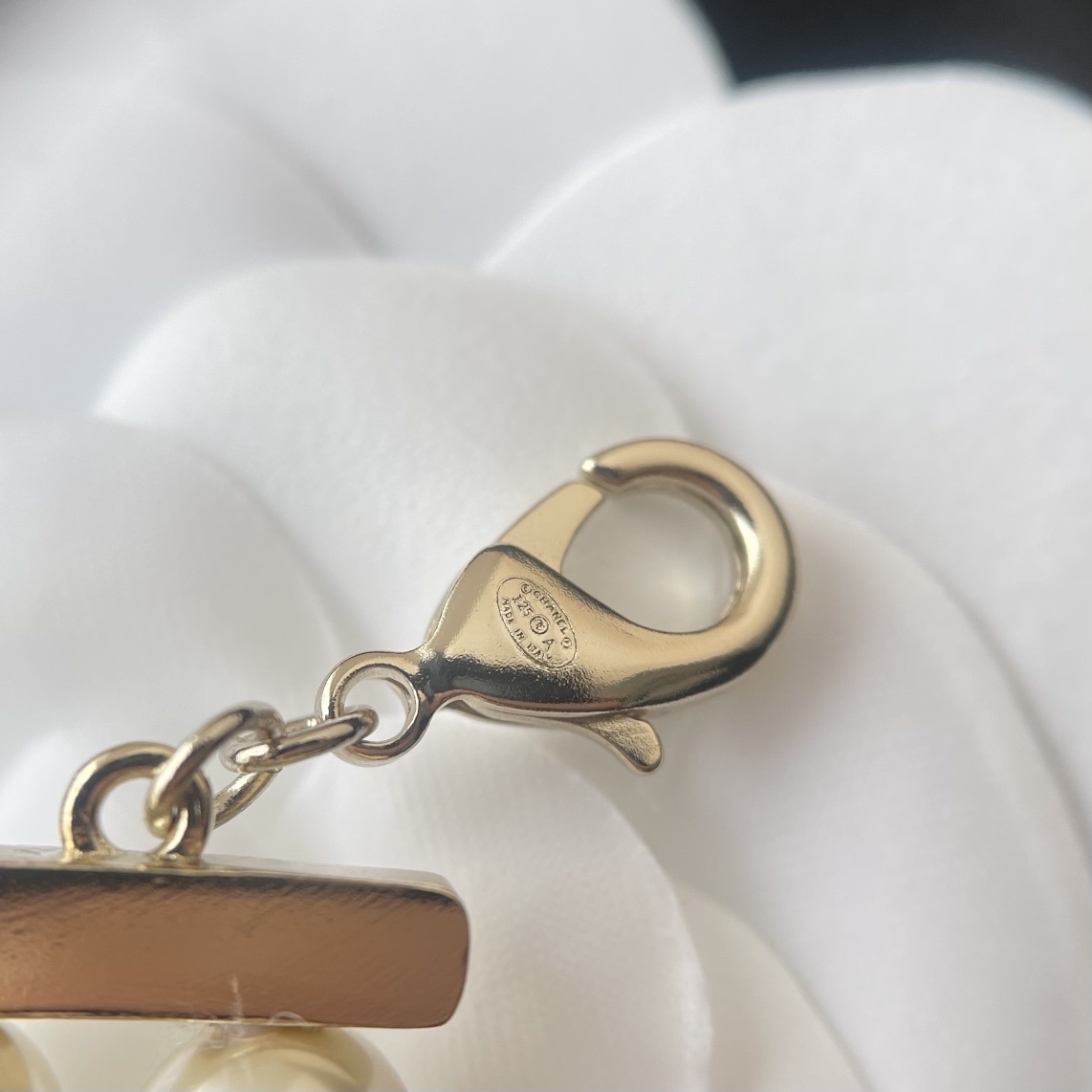 Chanel Double Strand Pearl Belt Gold CC Logo Crystal Buckle