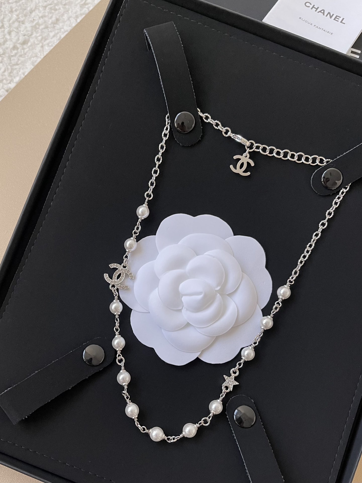 Luxury Chanel Pearl Necklace with Crystal CC Logo & Star Charm