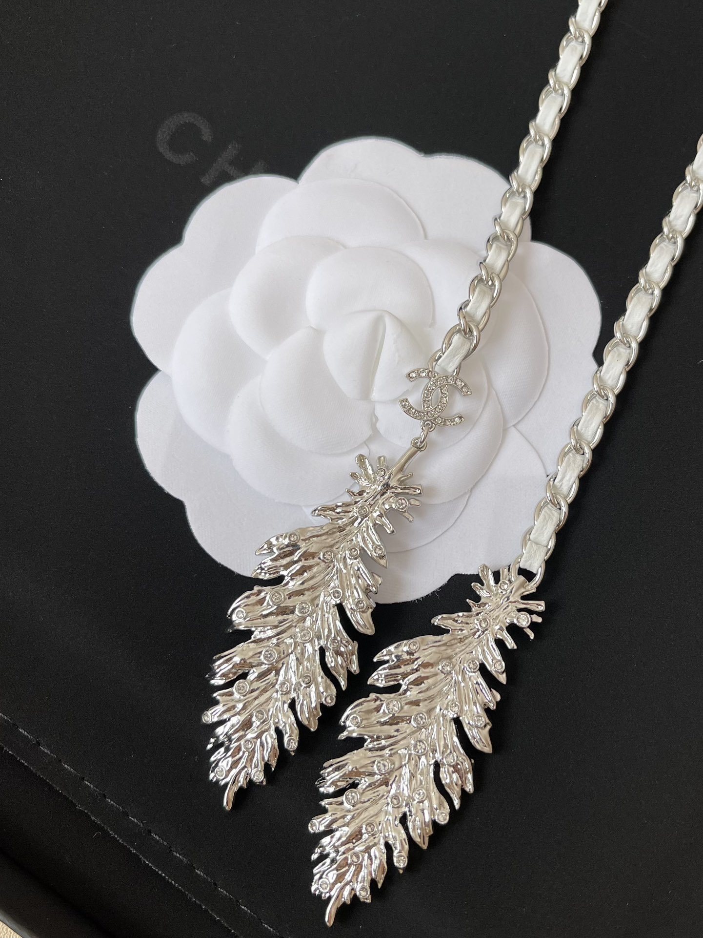 Chanel 2025 SS Silver Metal & White Calfskin Lariat Necklace