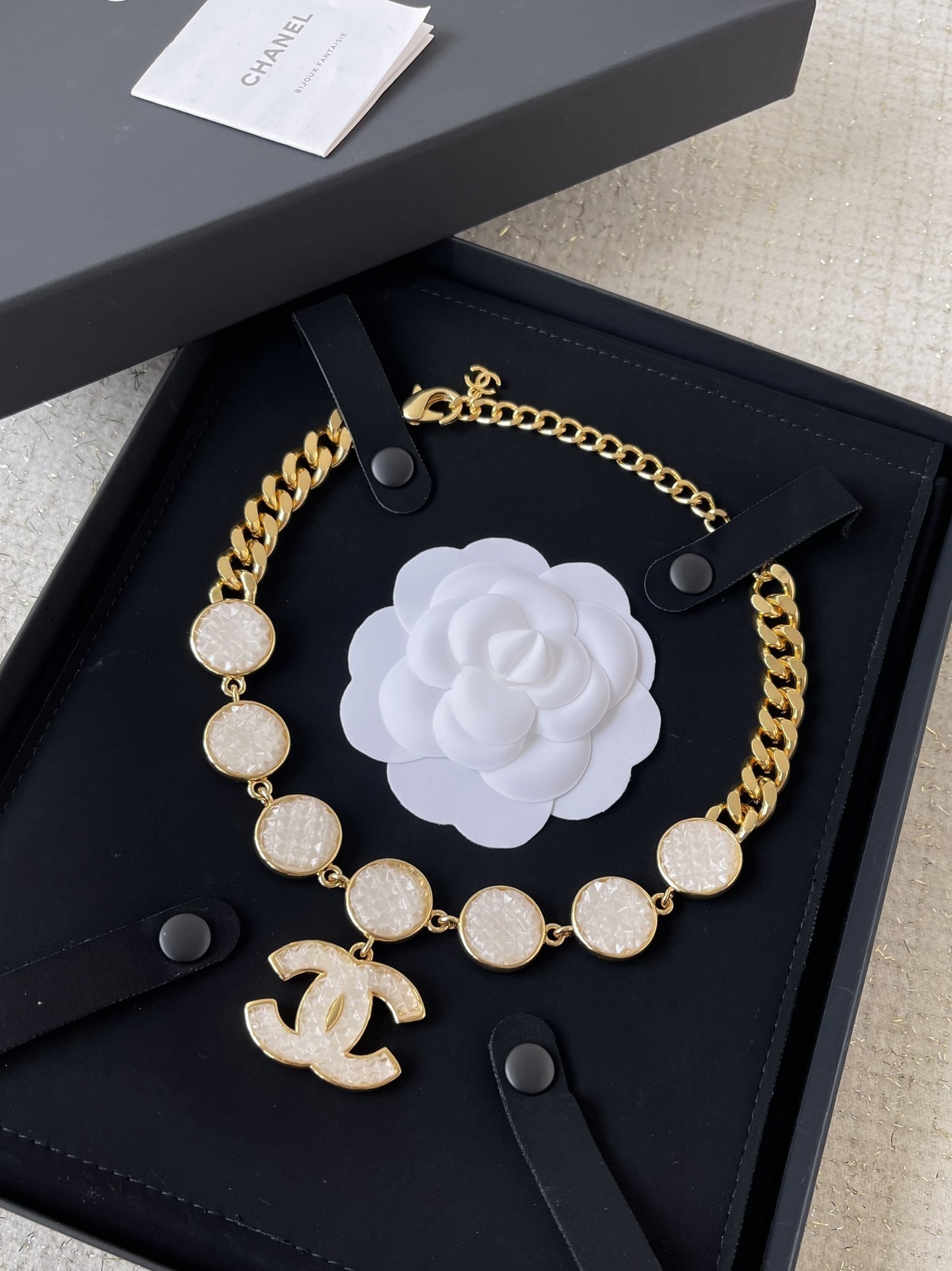 Elegant CC Logo Gold Chain Necklace with White Textured Inlay