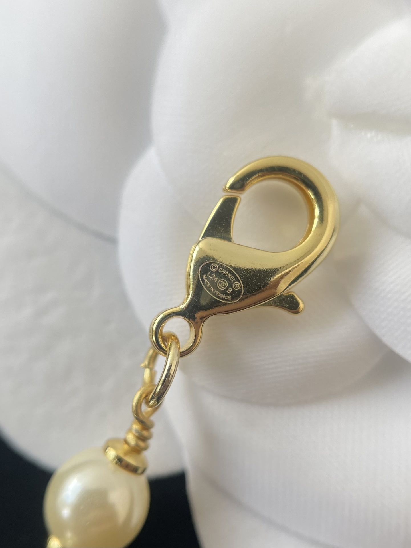 Luxury Long Pearl Necklace with Bow Accents and Colorful Charms