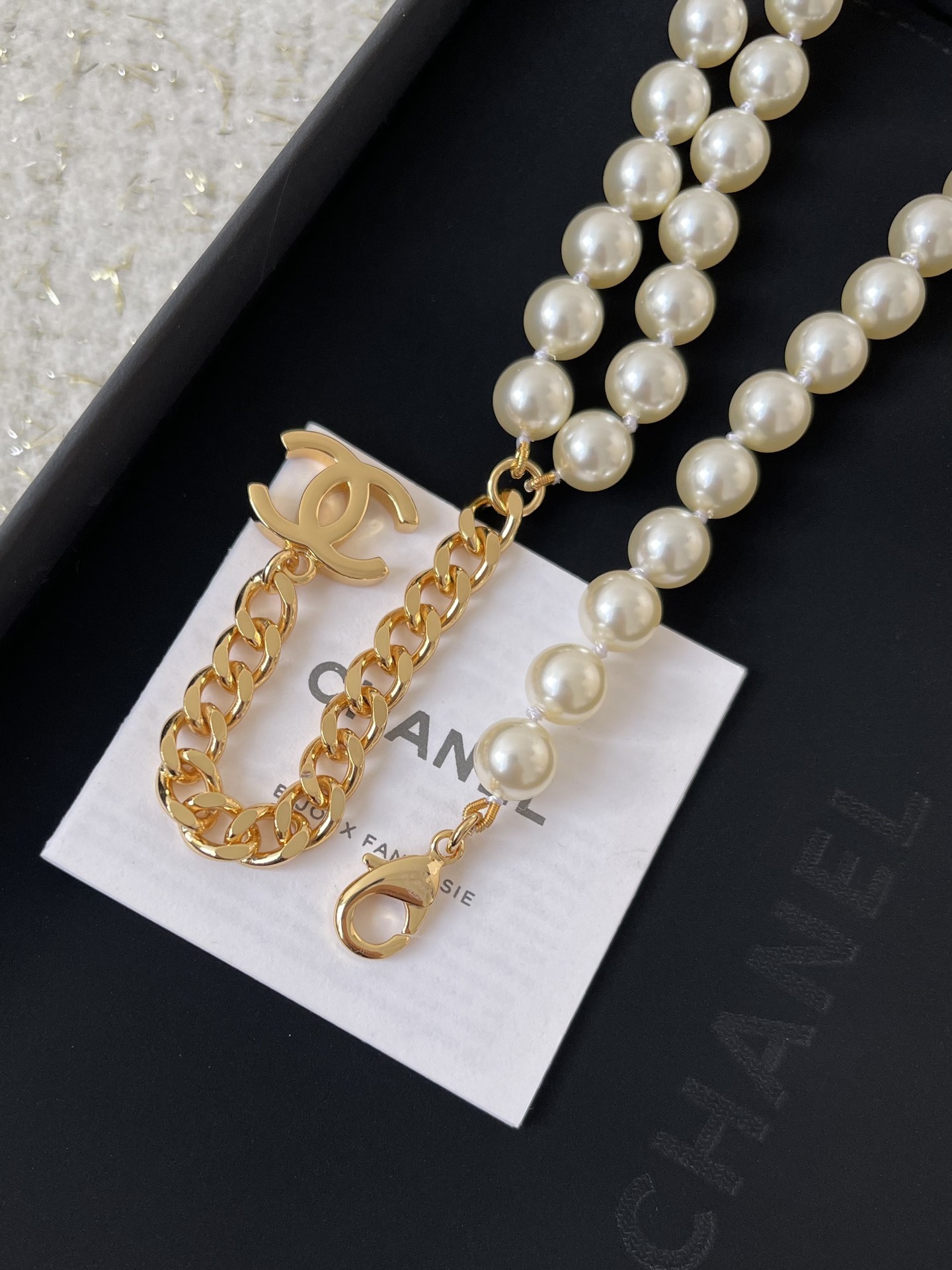 Luxury Chanel Long Pearl Necklace with CC Logo Safety Pin Clasp