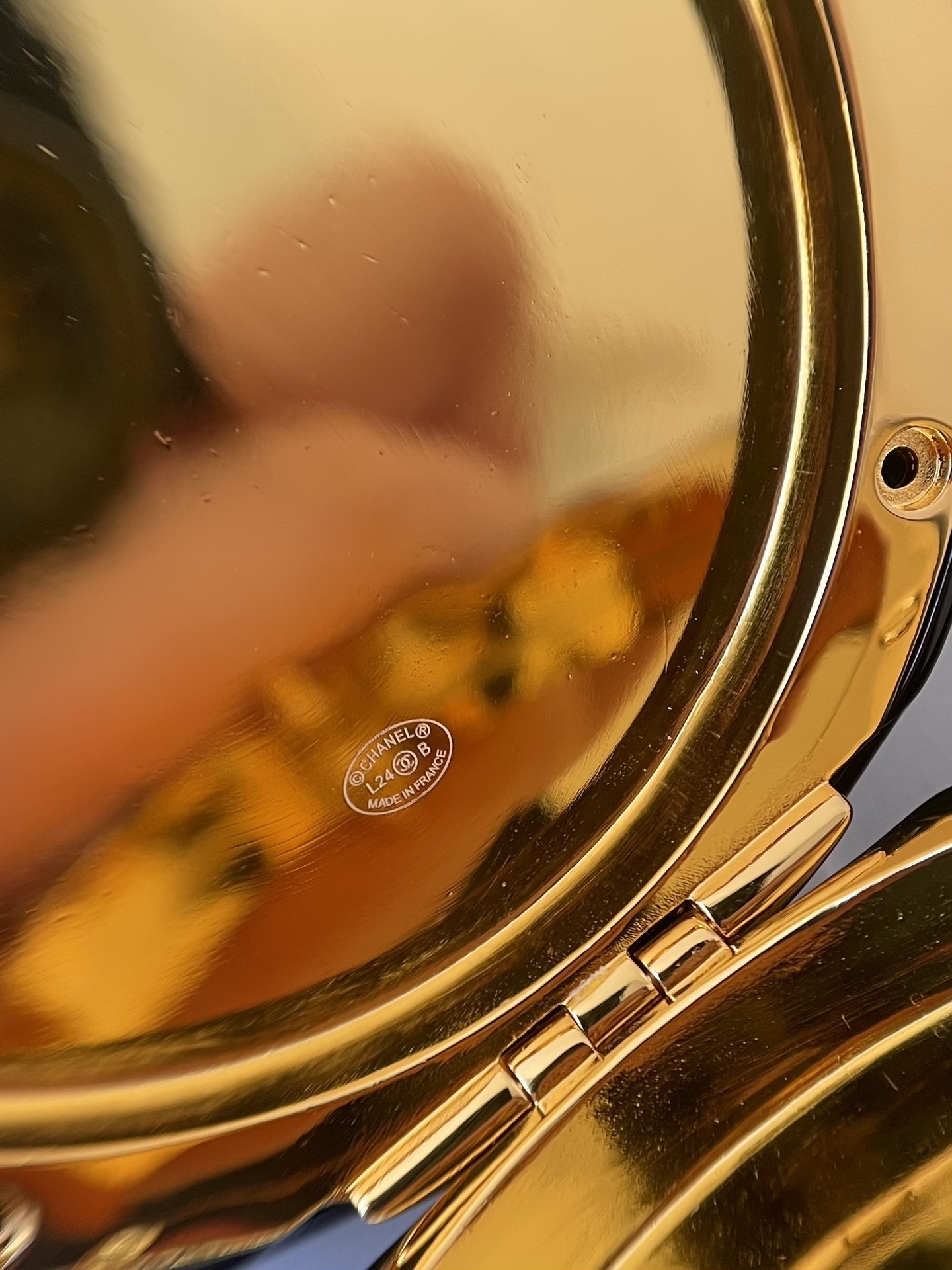 Luxury Pearl Necklace Crossbody Micro Bag with CC Logo