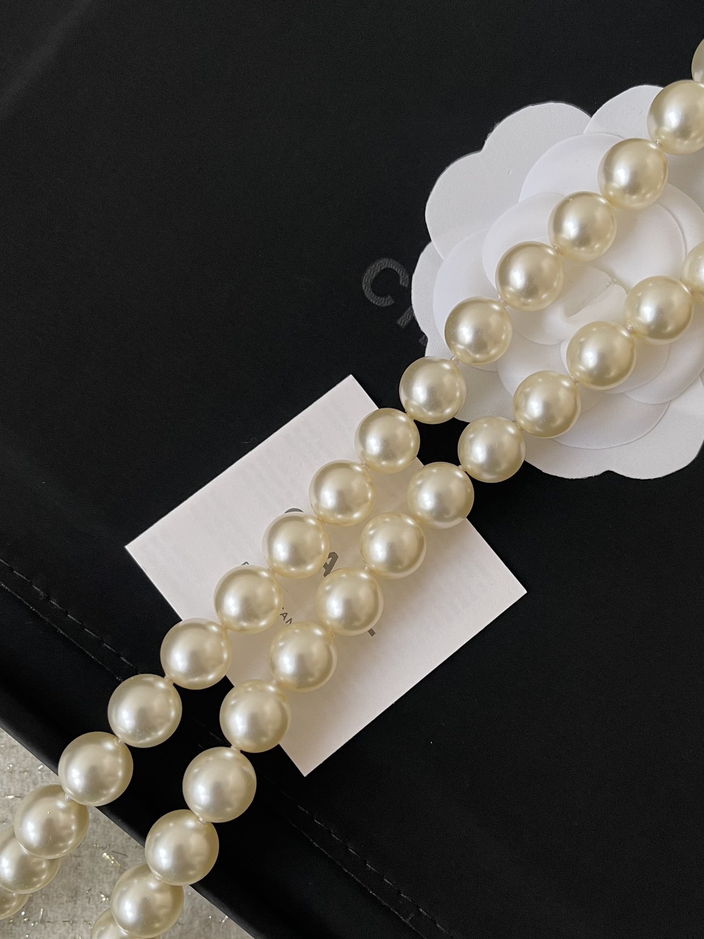 Luxury Pearl Necklace Crossbody Micro Bag with CC Logo