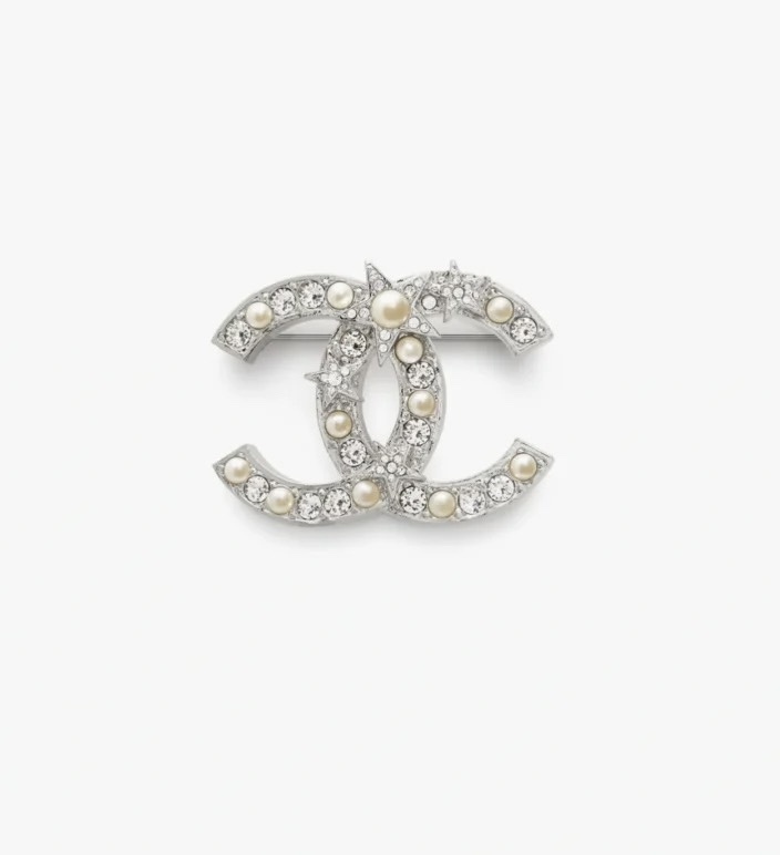 Elegant CC Logo Brooch with Crystal Stars and Faux Pearls