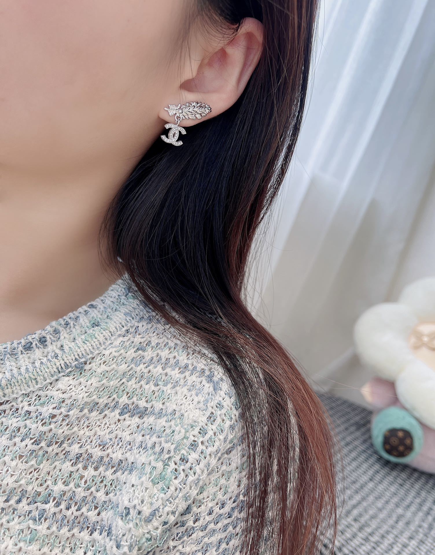 Elegant Silver Feather CC Crystal Dangle Earrings for Women