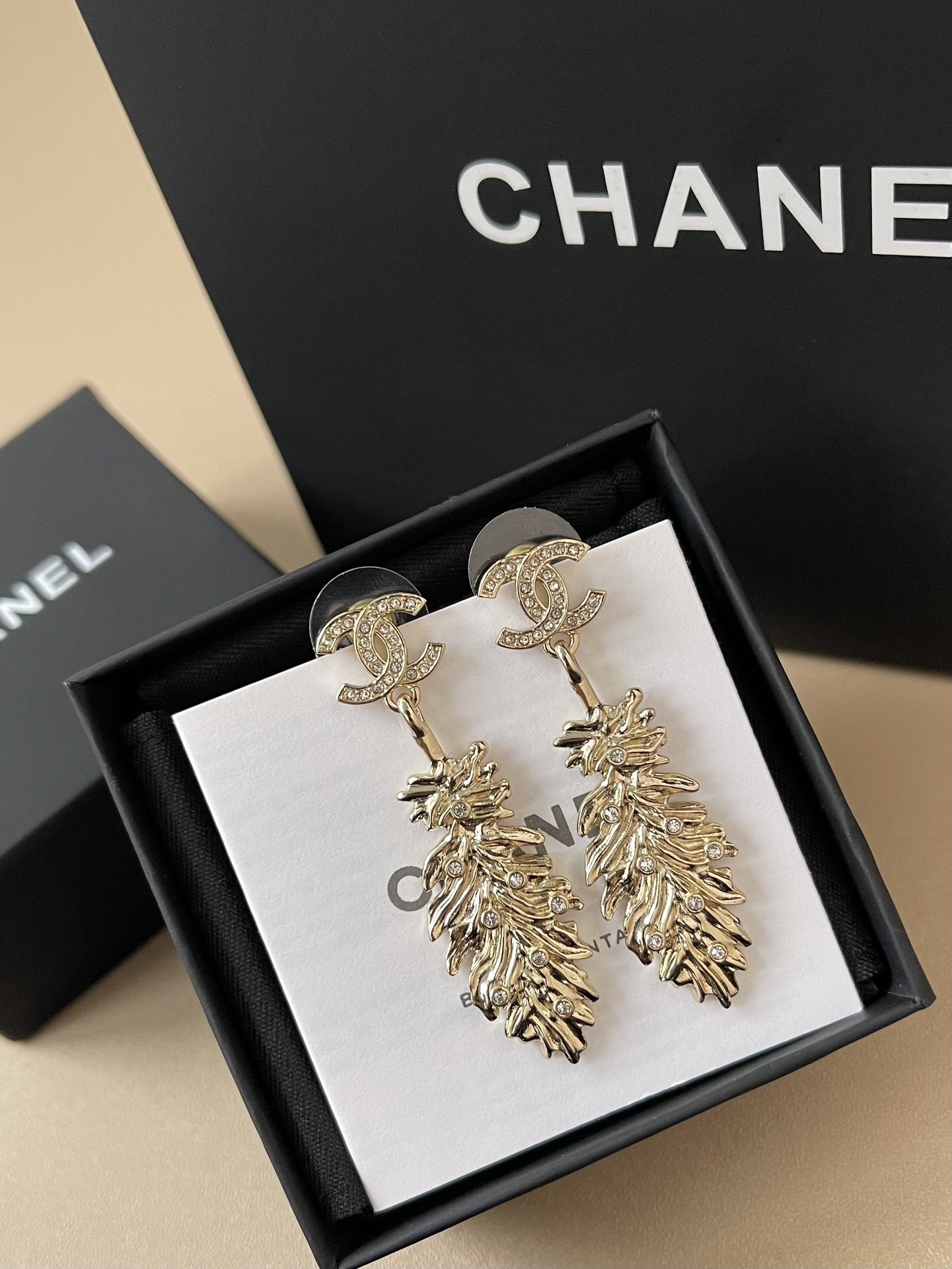 Chanel 2025 SS CC Logo Leaf Drop Earrings with Rhinestones & Crystals