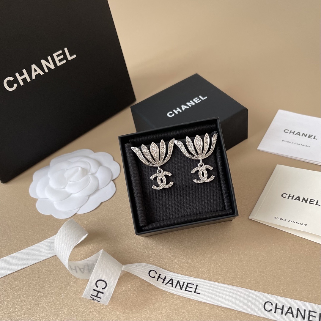 Luxury Chanel Crystal Lotus Fan & CC Logo Drop Earrings - Silver