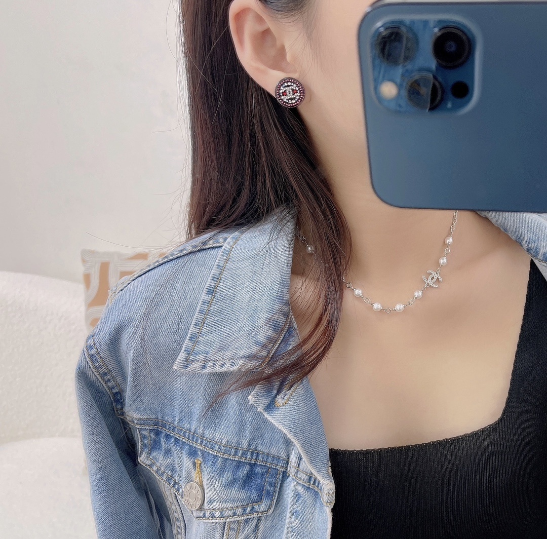 Chanel Crystal CC Logo Round Stud Earrings - Elegant Pink & Red