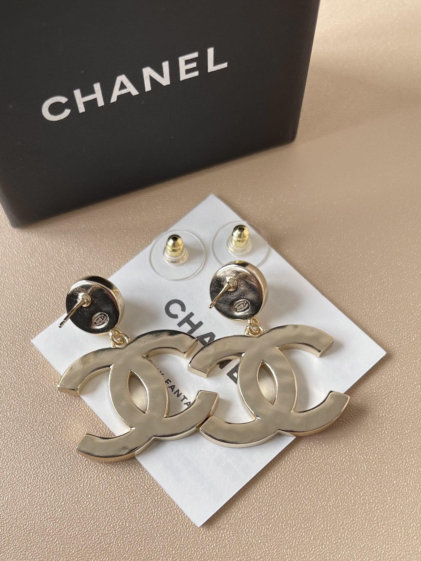 Elegant CC Logo Pearl Jewelry Set - Luxury Earrings & Necklace