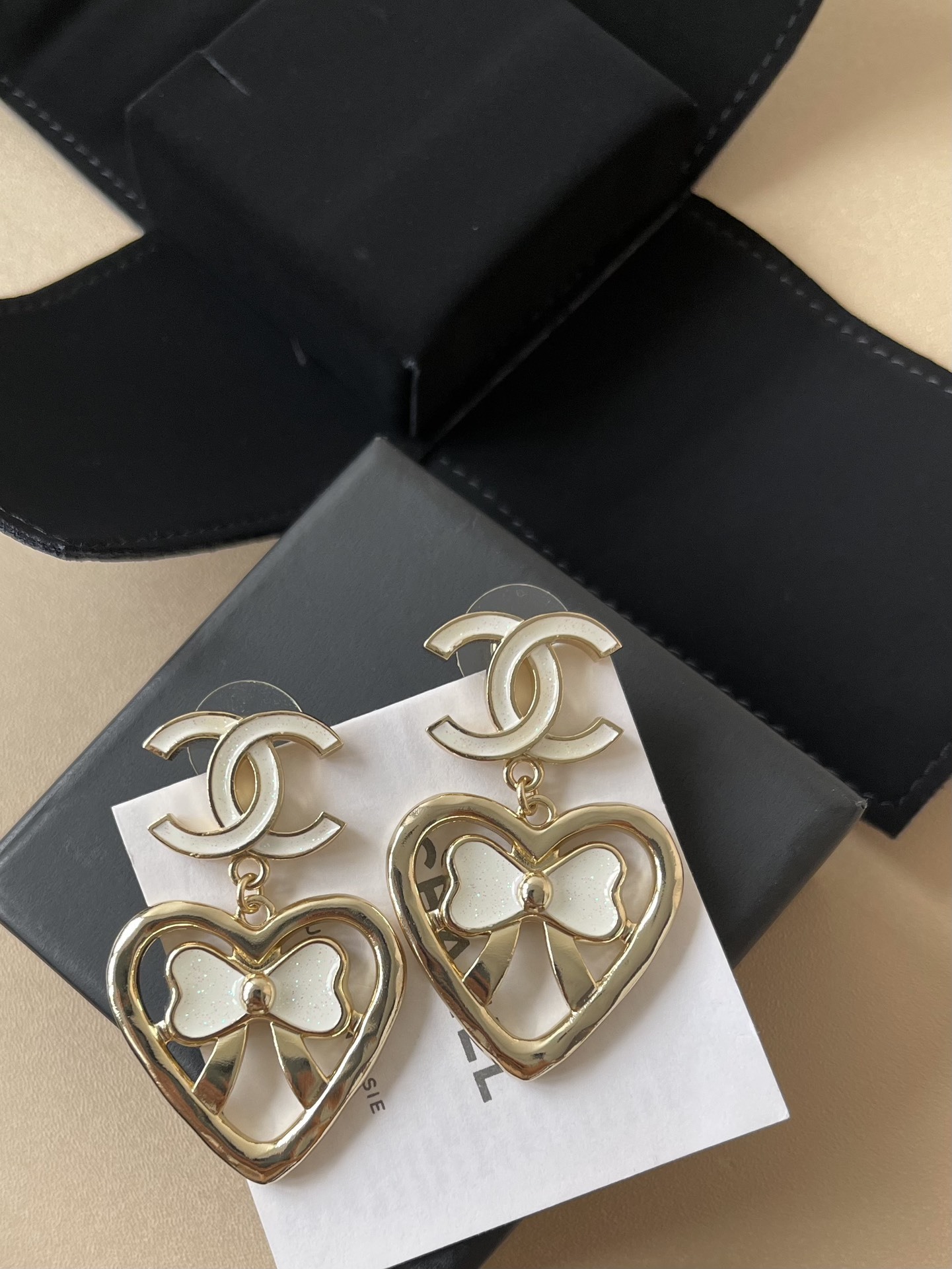Chanel CC Logo Heart & Bow Dangle Earrings - Gold Tone Luxury