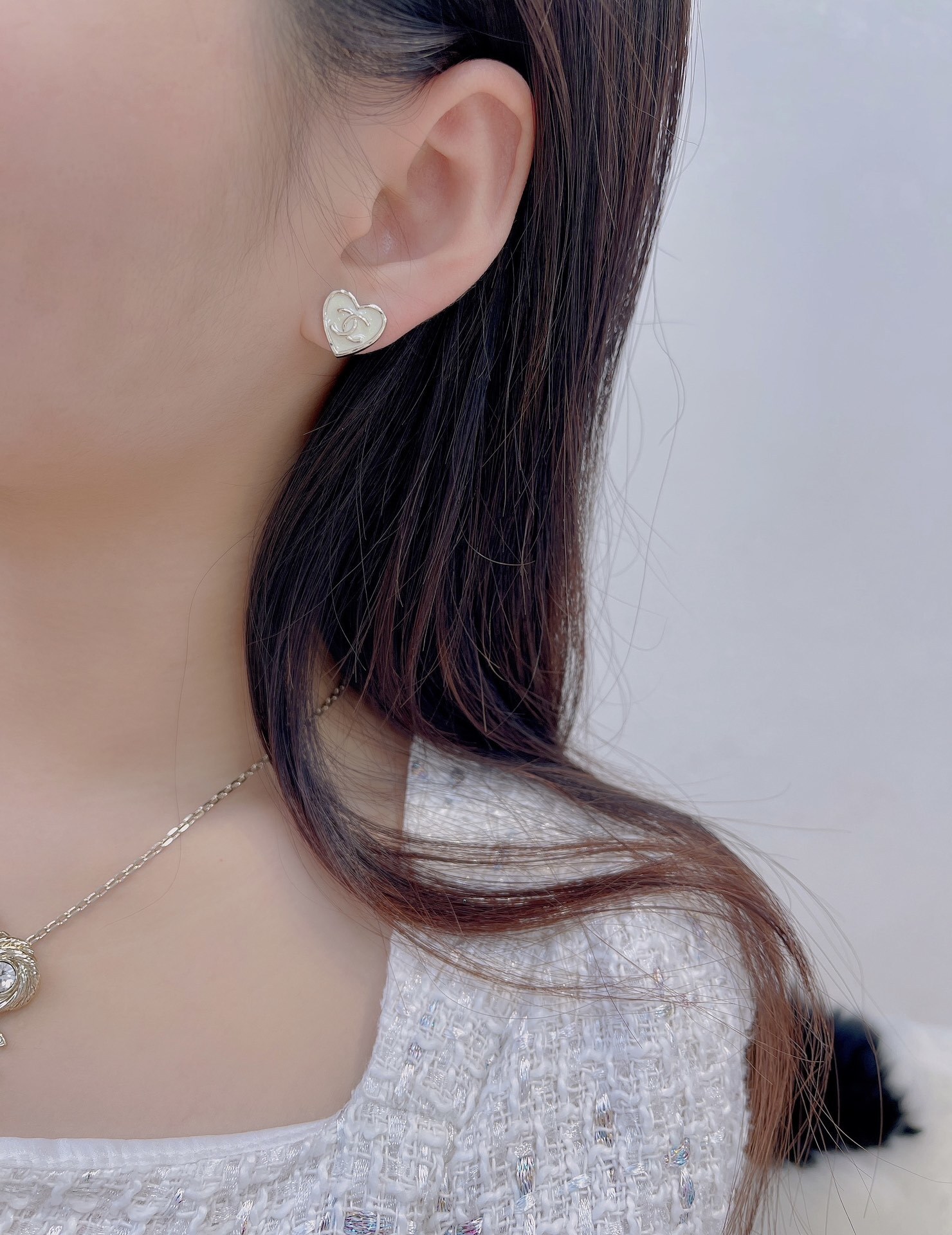 Chanel CC Heart Stud Earrings – Elegant Gold & White Enamel