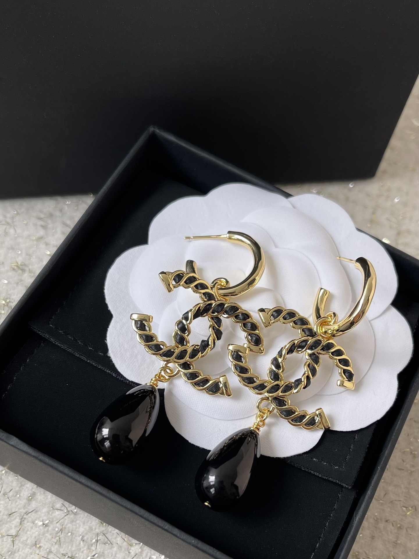 Elegant Gold & Black CC Logo Teardrop Pendant Earrings