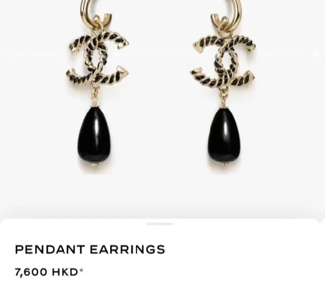 Elegant Gold & Black CC Logo Teardrop Pendant Earrings