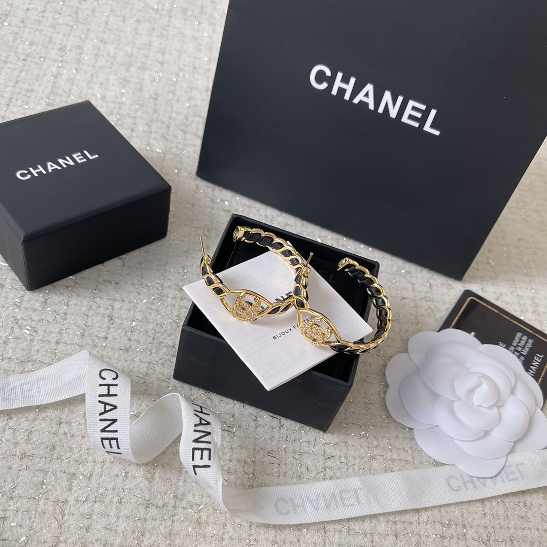 Luxury CC Logo Gold Hoop Earrings with Black Leather Intertwined