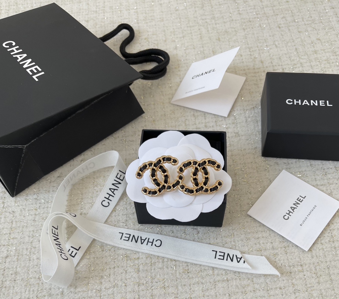 Elegant CC Logo Stud Earrings with Gold Metal and Black Leather