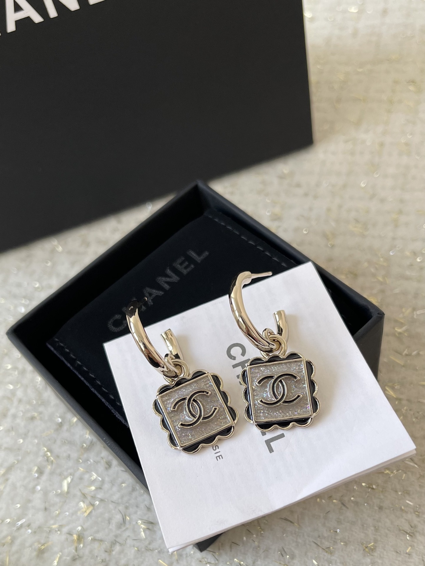 Luxury CC Logo Rectangular Charm Hoop Earrings in Gold & White