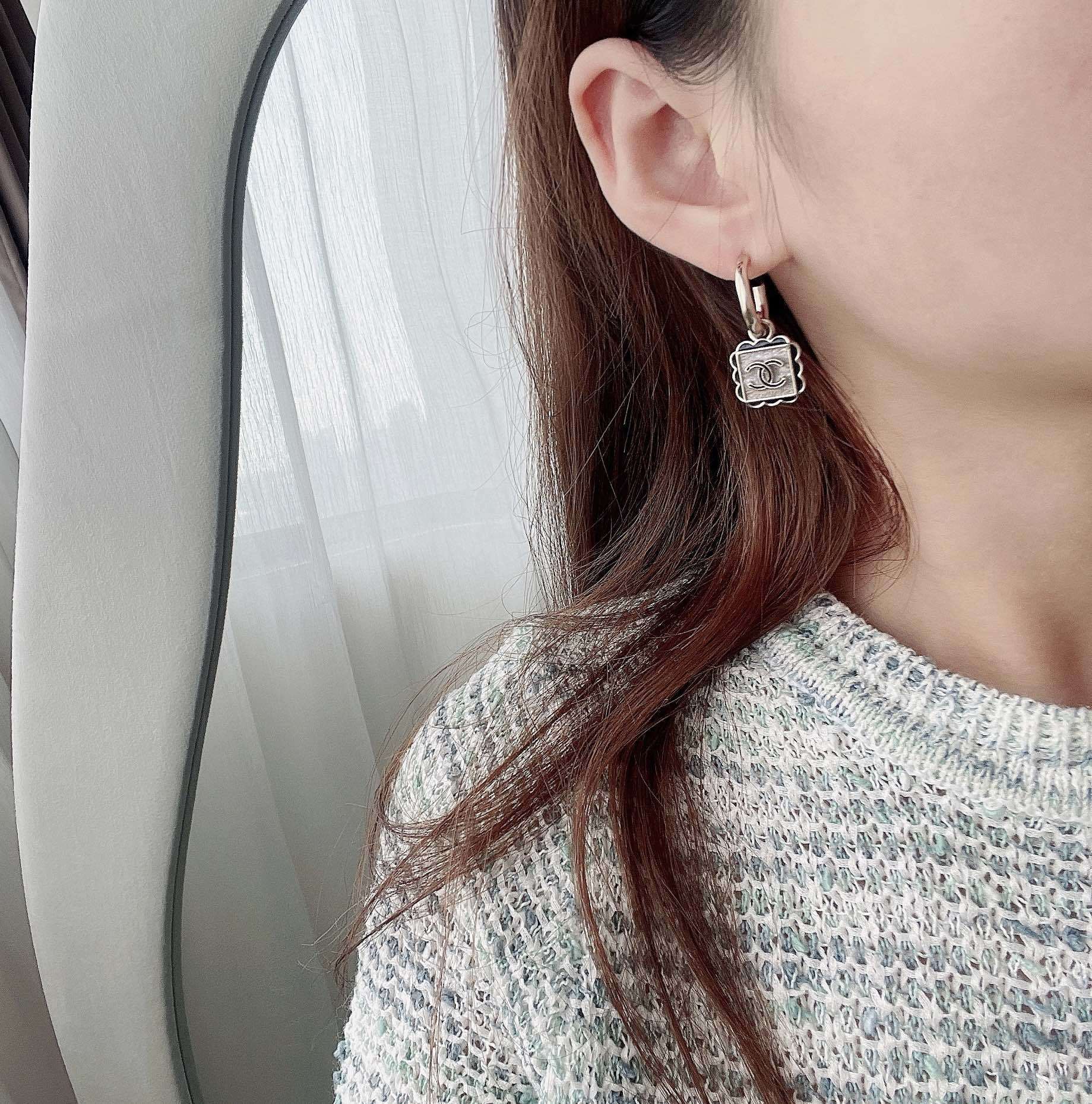 Luxury CC Logo Rectangular Charm Hoop Earrings in Gold & White