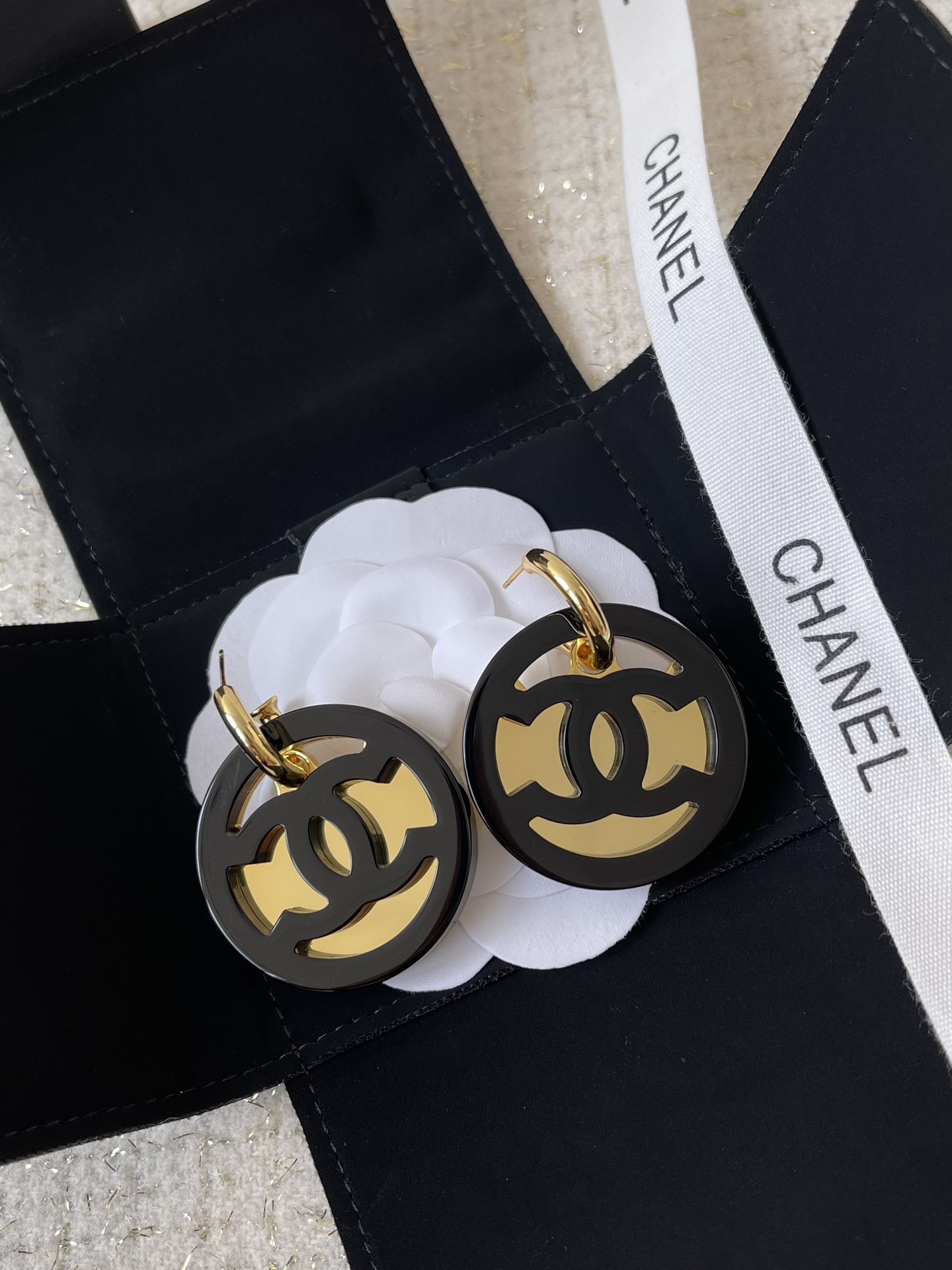 Chanel Iconic CC Logo Pendant Earrings in Black Resin & Gold-Tone