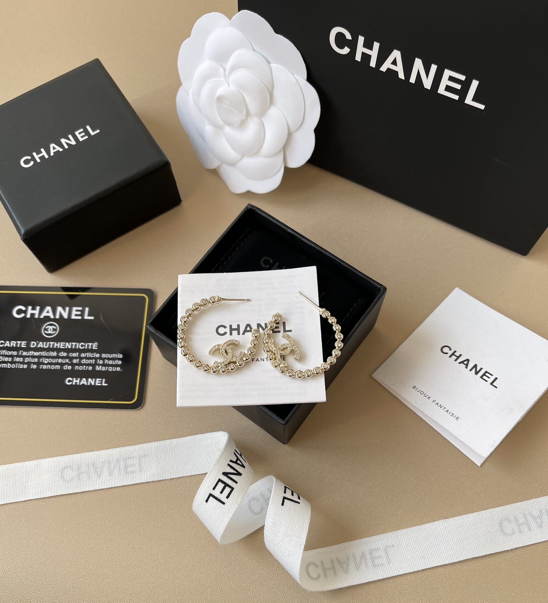 Luxury Crystal CC Logo Hoop Earrings - Elegant Gold-Tone Jewelry