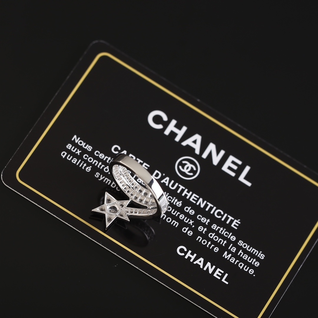 Luxury Shooting Star Comet Ring - Sparkling Silver Crystal Jewelry