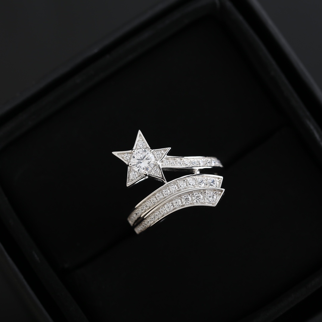 Luxury Shooting Star Comet Ring - Sparkling Silver Crystal Jewelry