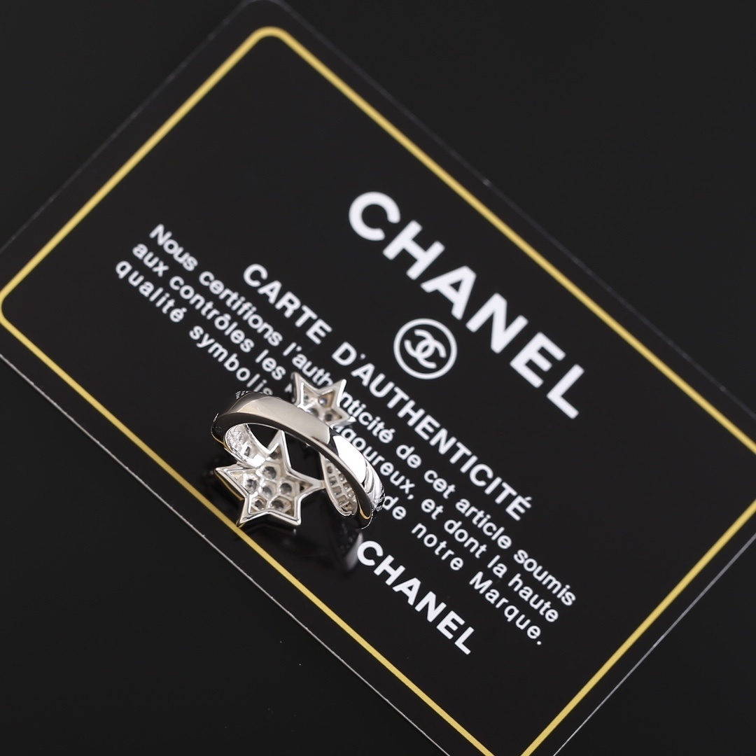 Chanel Comète Star Ring - Sparkling Pavé Celestial Jewelry