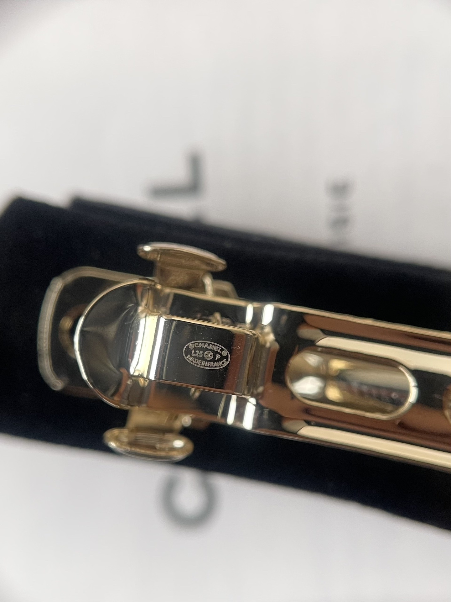 Elegant Chanel Black Velvet Bow Hair Clip with CC Pearl Drop