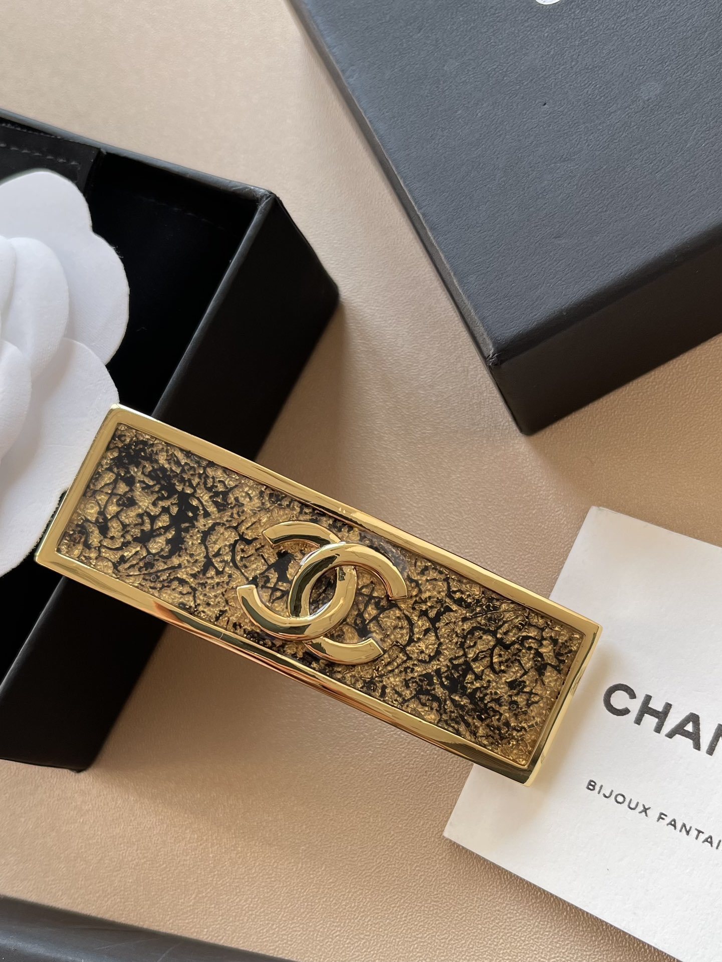 Luxury Chanel Gold CC Logo Hair Clip - Elegant Designer Barrette