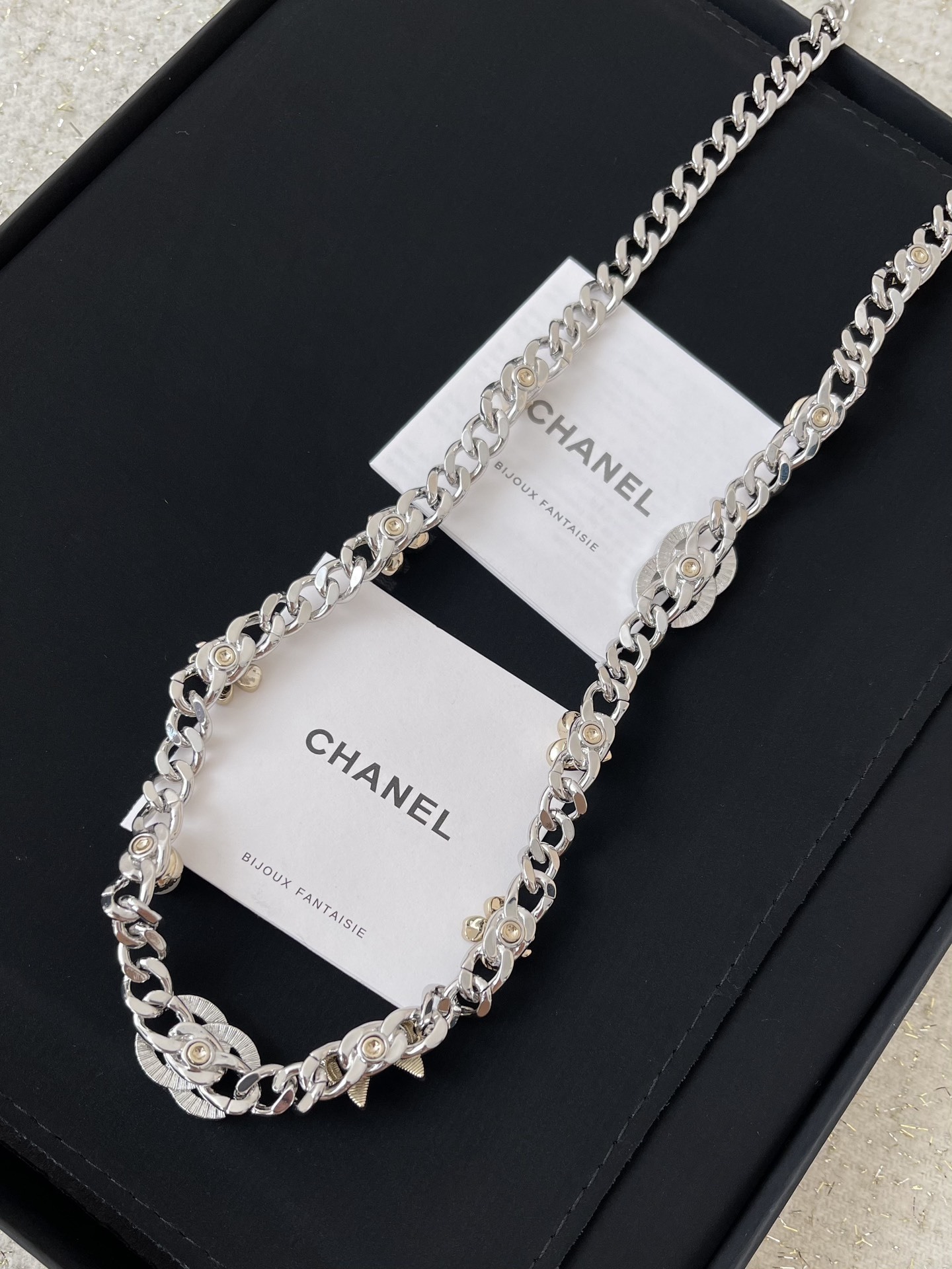 Luxury Silver CC Logo Chain Belt with Pearl & Charm Accents