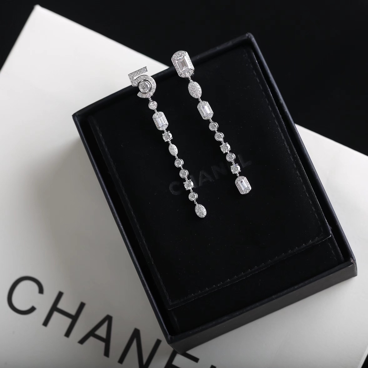 Luxury Crystal Number 5 Drop Earrings & Floral Necklace Set