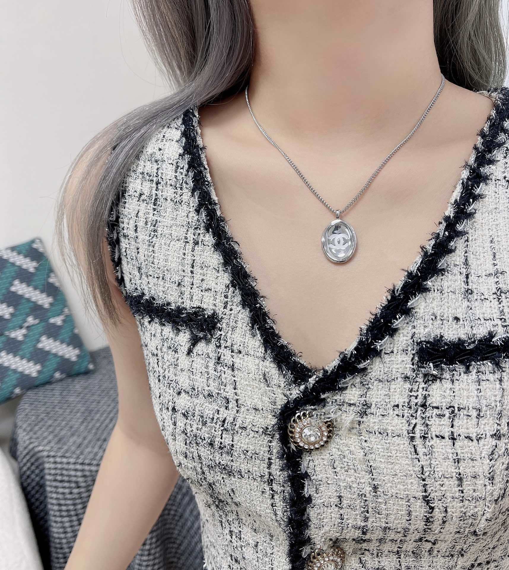 Chanel Silver-Tone CC Logo Oval Pendant Chain Necklace