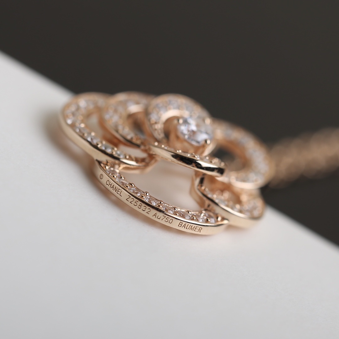 Luxury Camellia Flower Crystal Pendant Necklace & Earrings Set