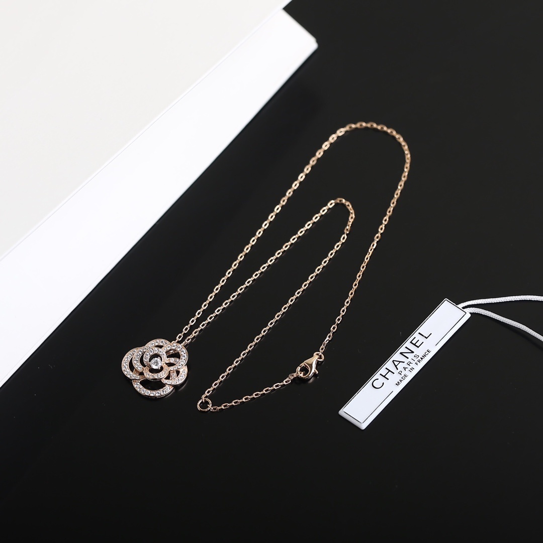 Luxury Camellia Flower Crystal Pendant Necklace & Earrings Set