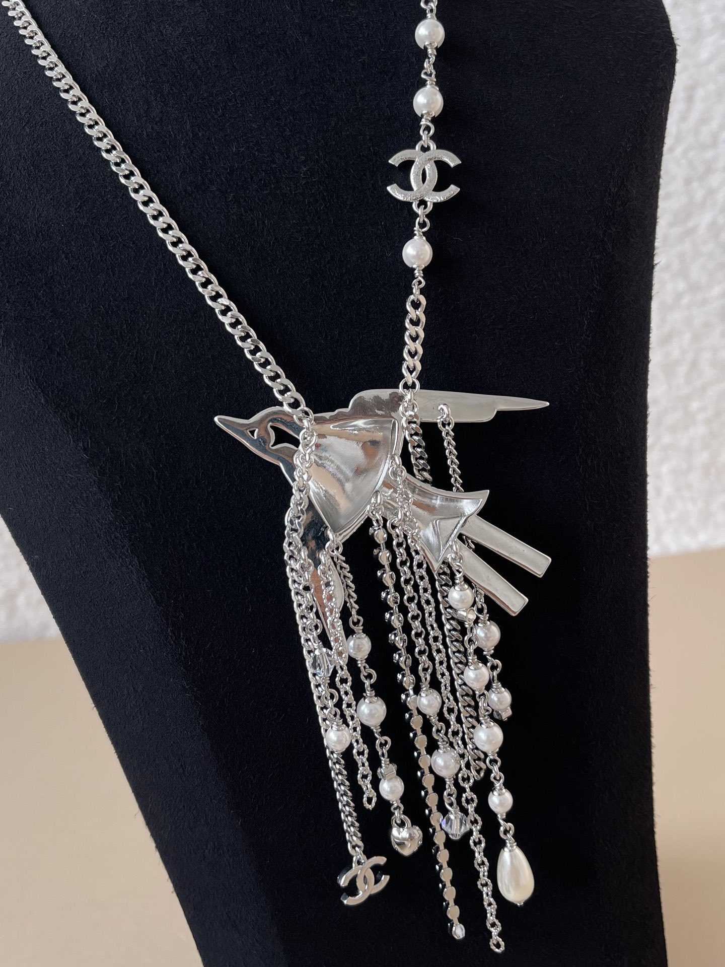 Chanel SS25 Silver Bird Necklace with Pearls and Rhinestones