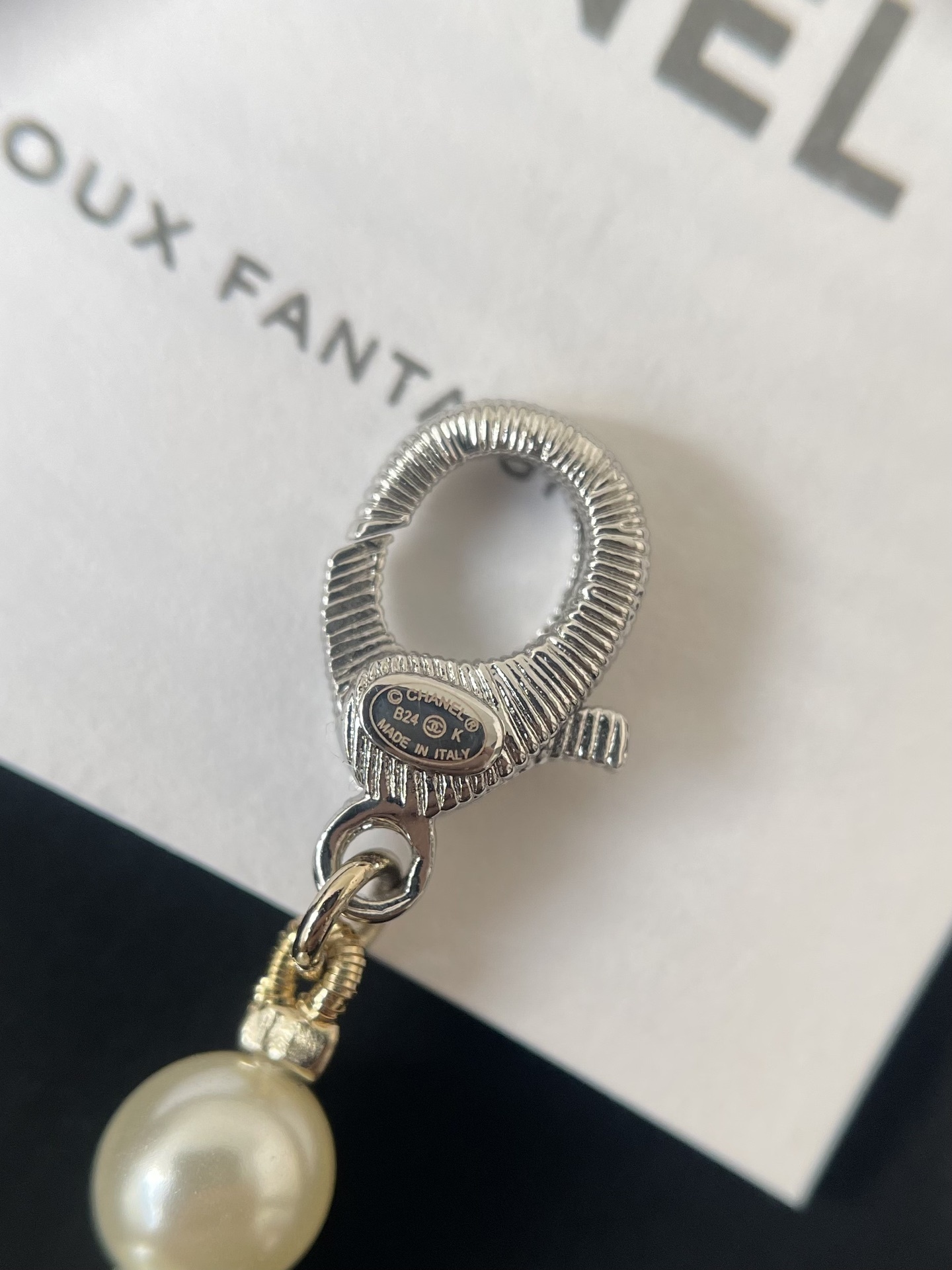 Luxury Pearl Necklace with Crystal CC Pendant - Elegant Jewelry Set