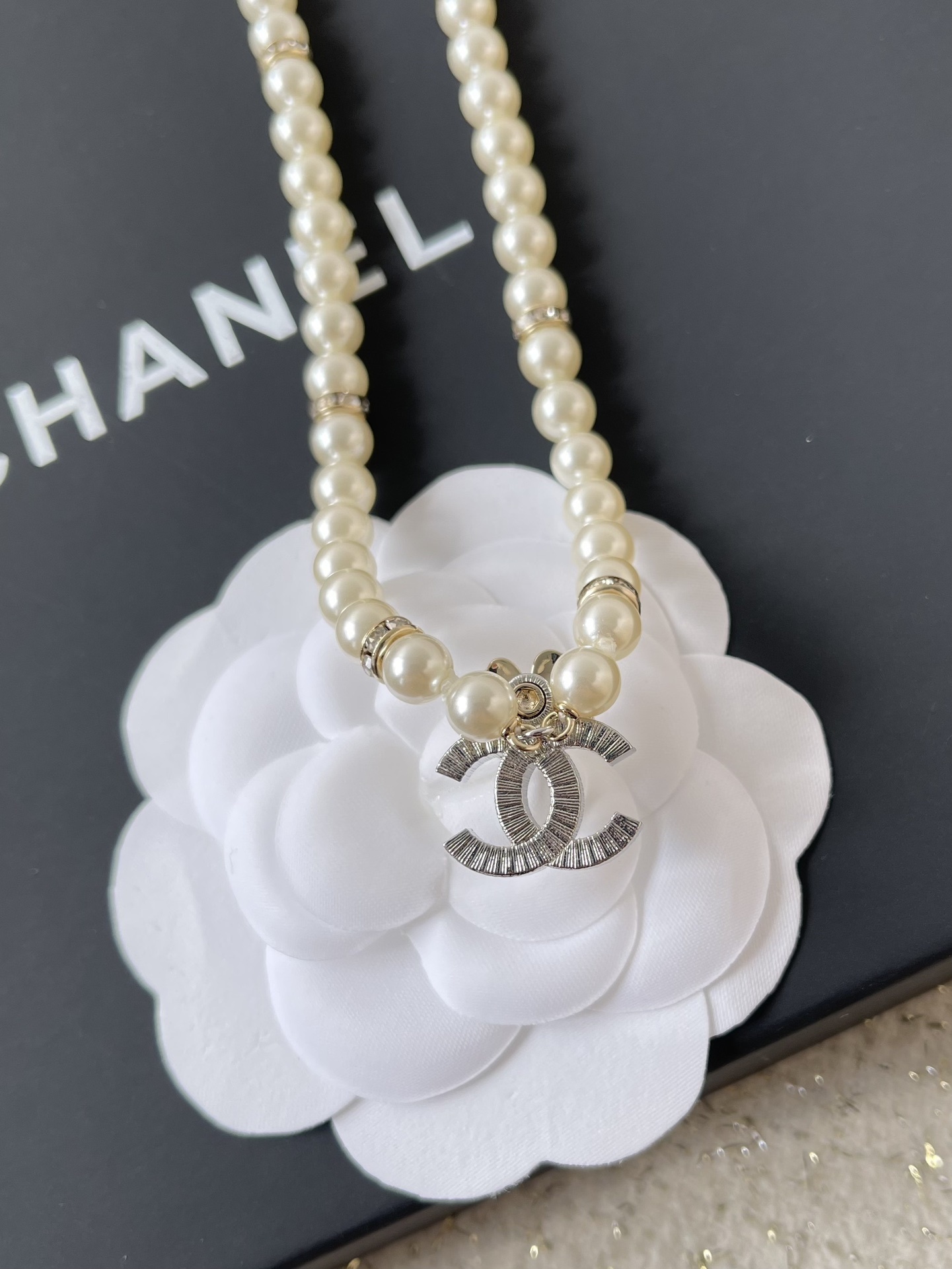 Luxury Pearl Necklace with Crystal CC Pendant - Elegant Jewelry Set