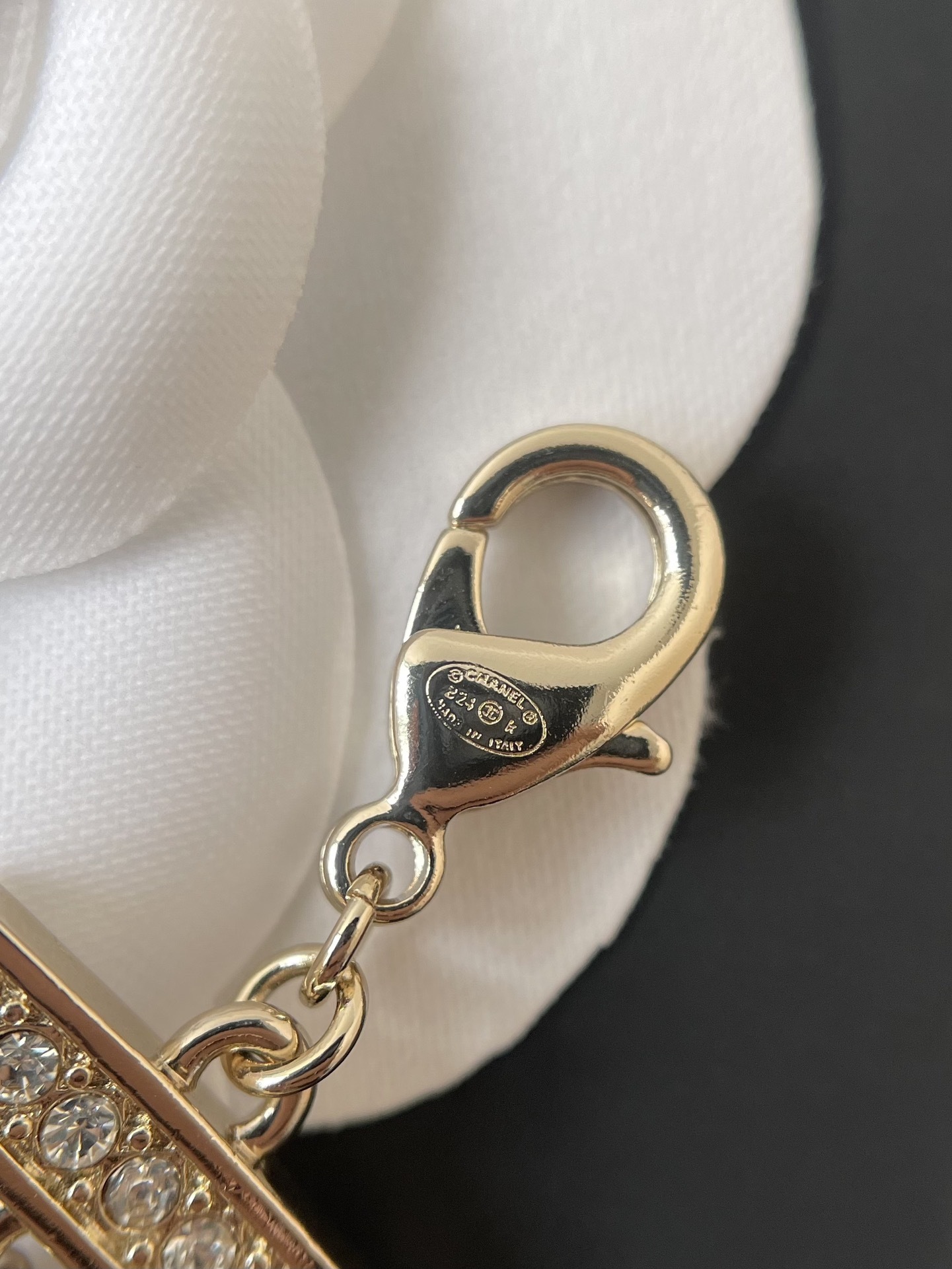 Luxury CC Logo Multi-Layer Long Necklace & Stud Earrings Set