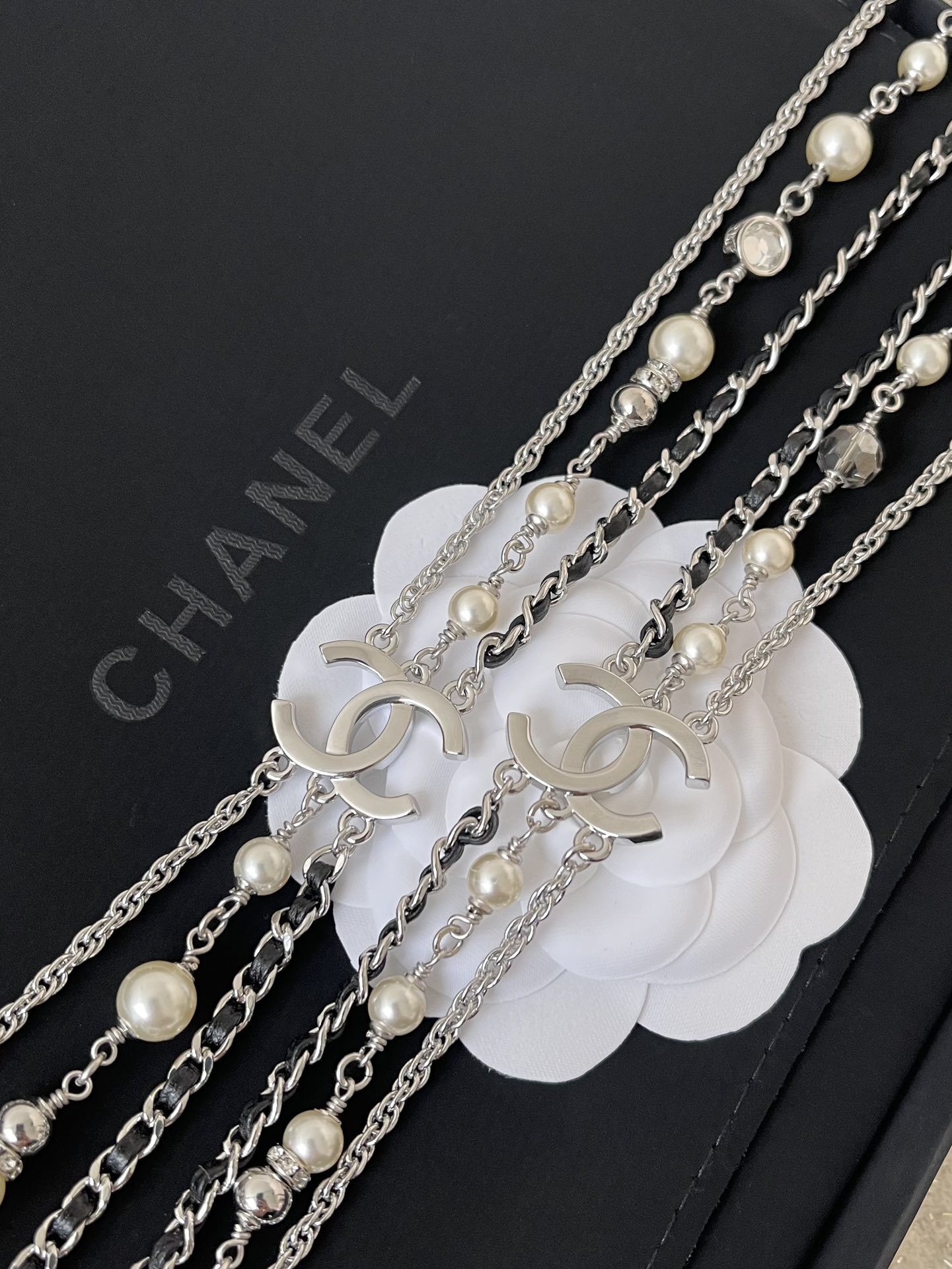 Elegant Chanel CC Logo Long Multi-Strand Pearl Necklace - Silver