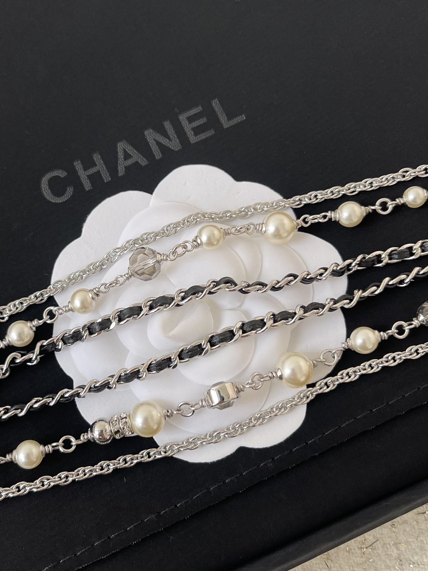 Elegant Chanel CC Logo Long Multi-Strand Pearl Necklace - Silver