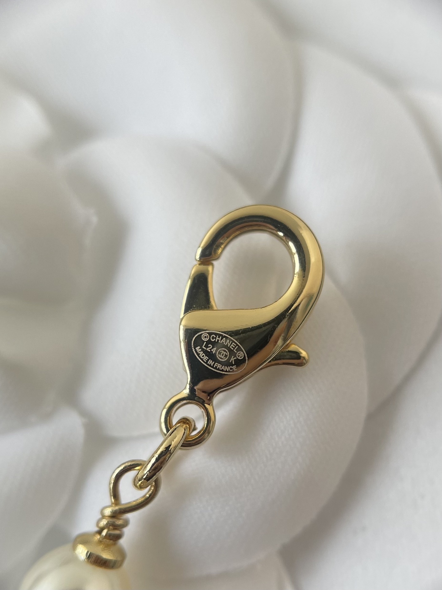 Elegant Gold CC Pearl Long Necklace - Red & Black Bead Detail