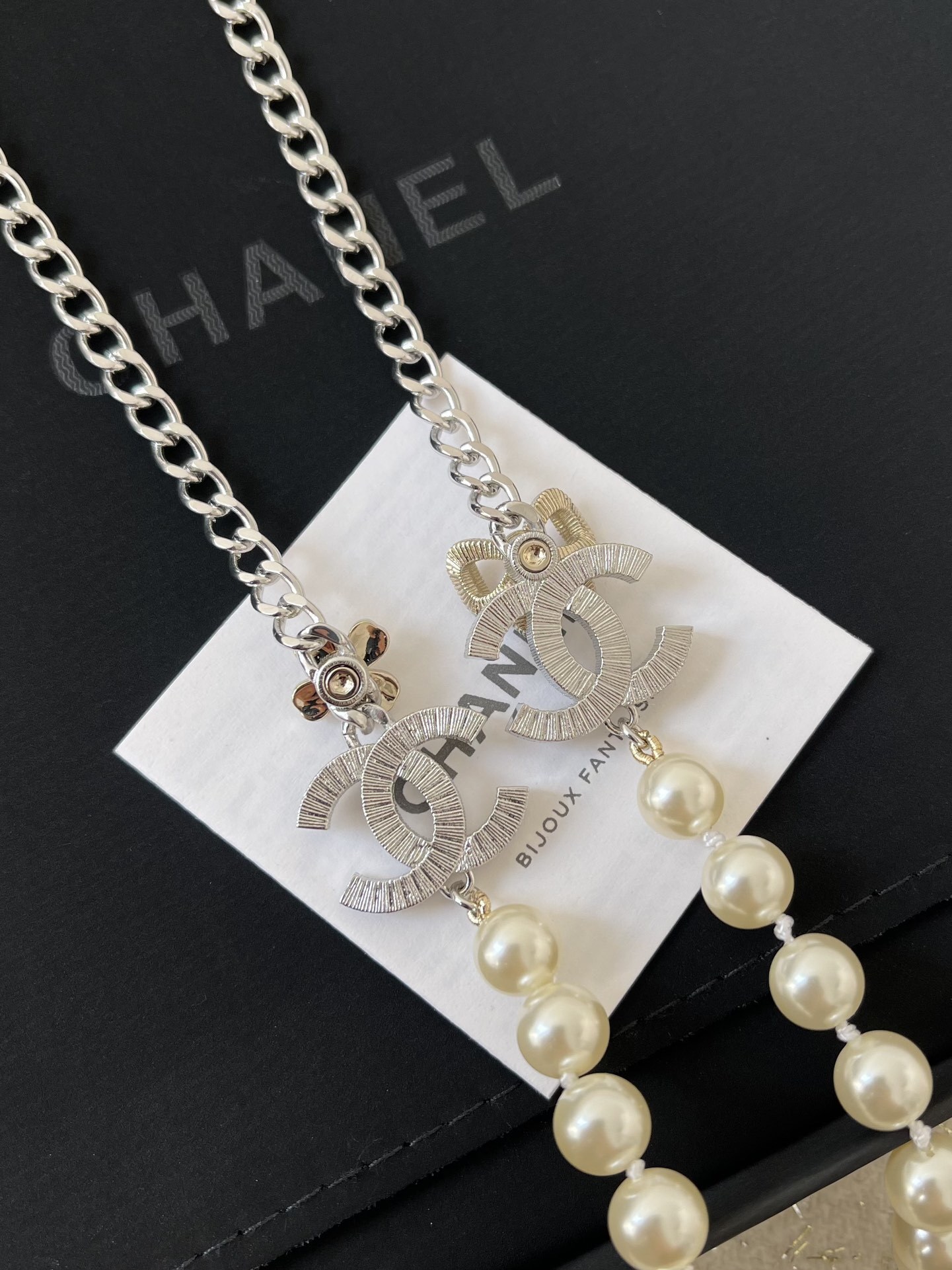 Luxury CC Logo Long Pearl Necklace with Crystals and Bows - Silver
