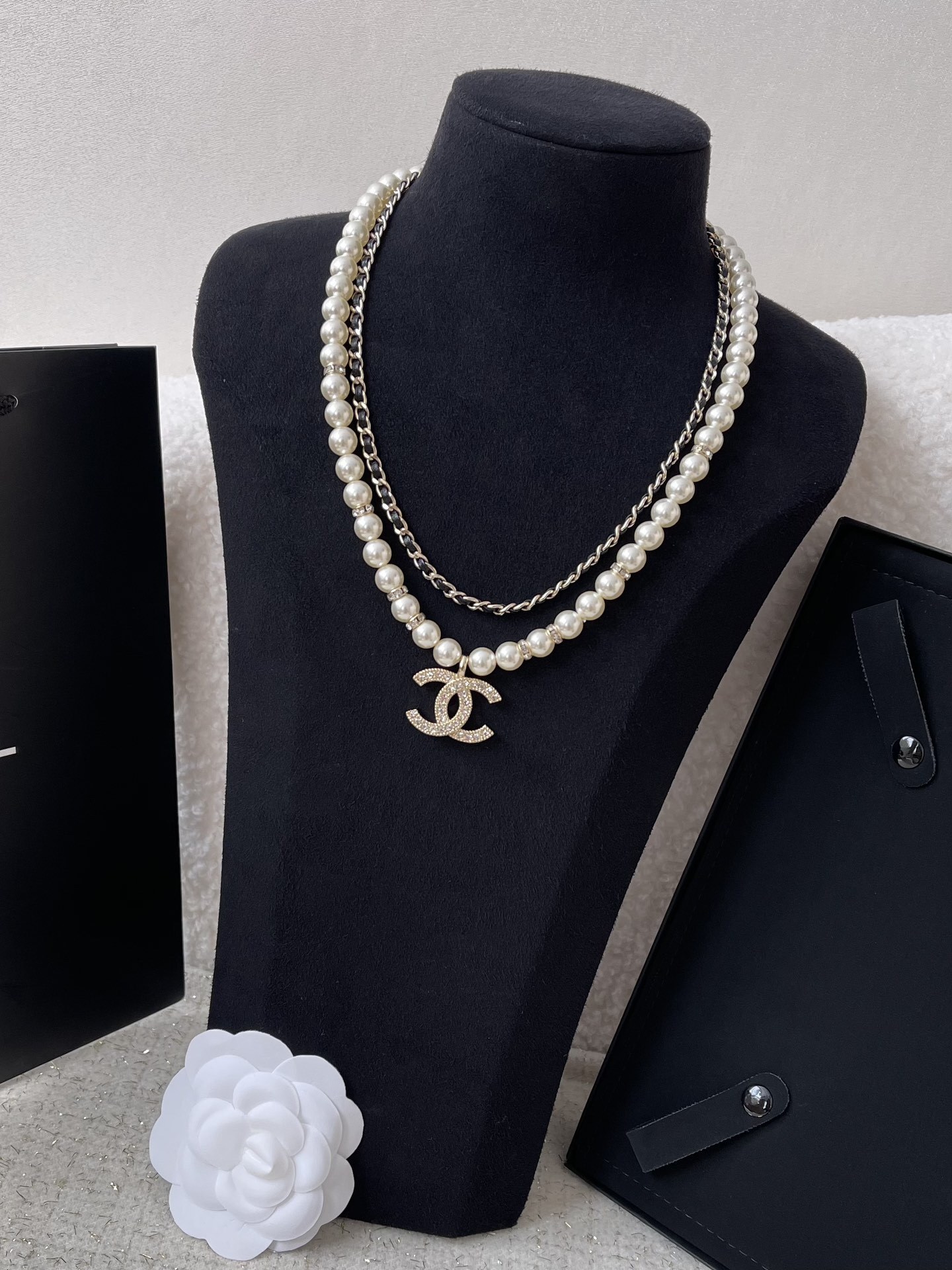 Elegant Layered Pearl Necklace with Crystal Logo Pendant & Gold Chain