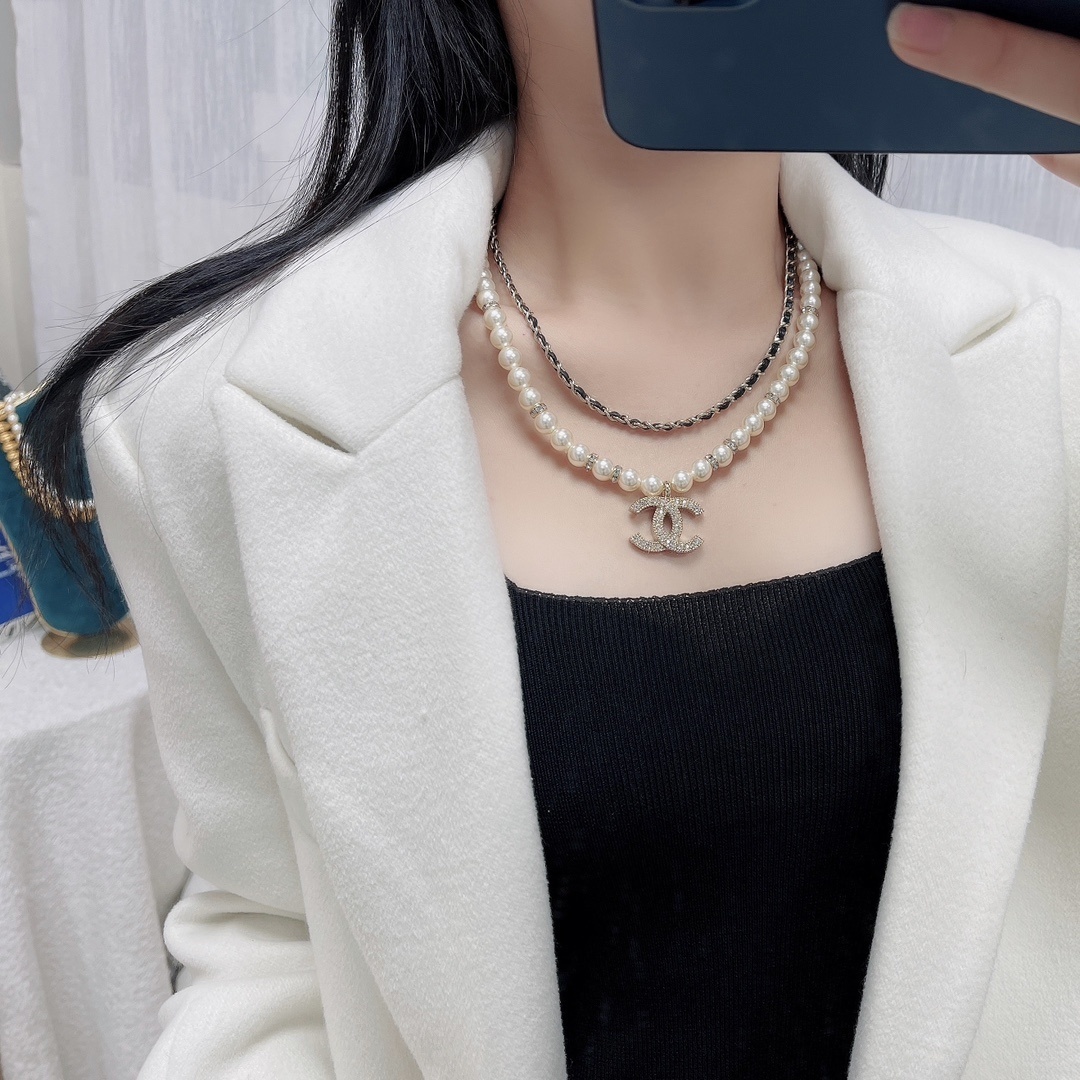 Elegant Layered Pearl Necklace with Crystal Logo Pendant & Gold Chain
