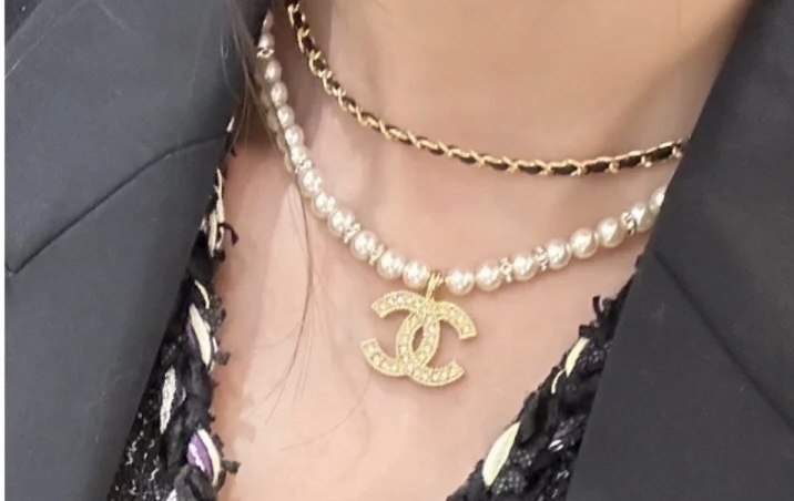 Elegant Layered Pearl Necklace with Crystal Logo Pendant & Gold Chain