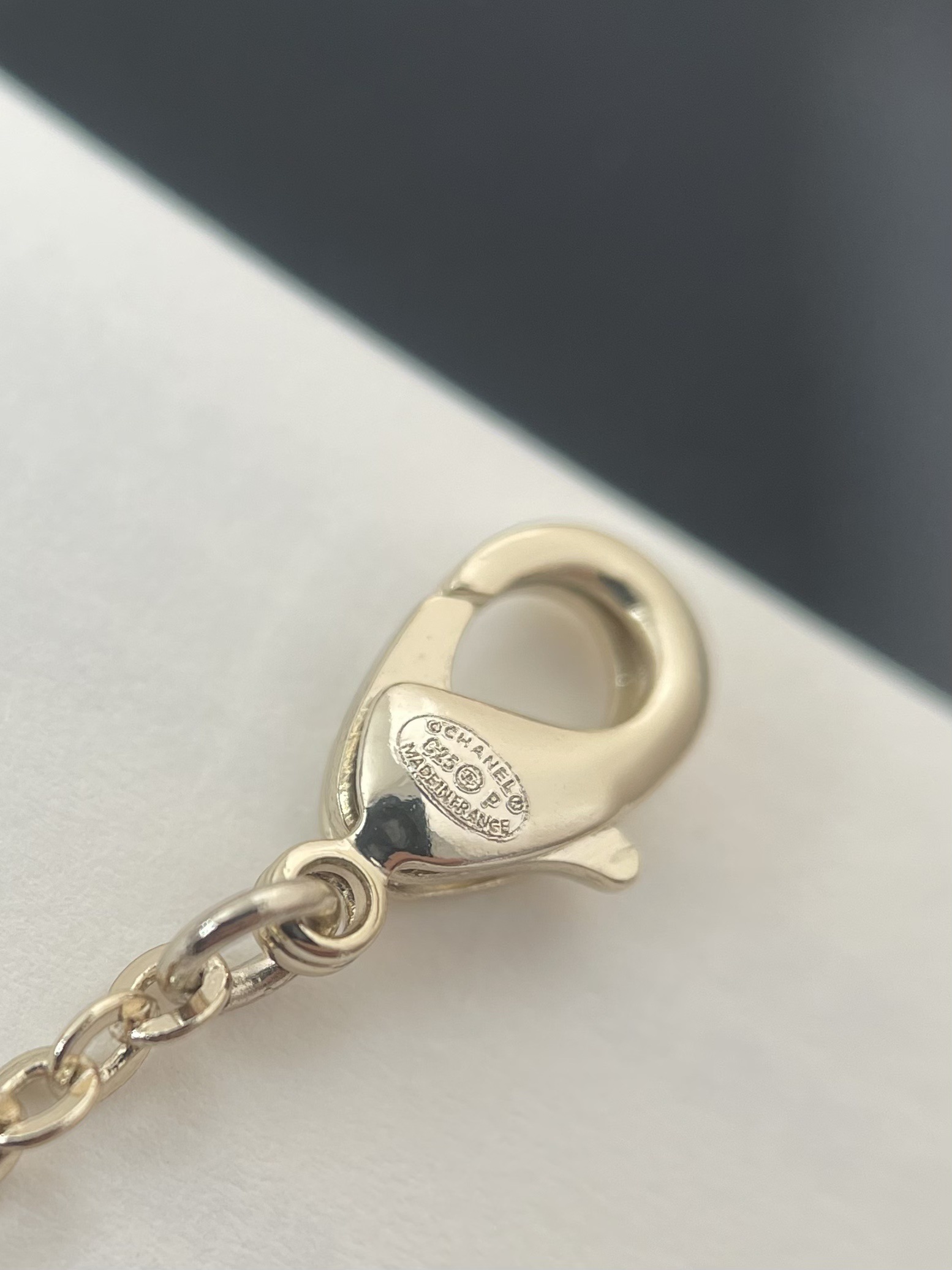 Luxury Heart Pearl Necklace with Crystal CC Logo Elegant Jewelry