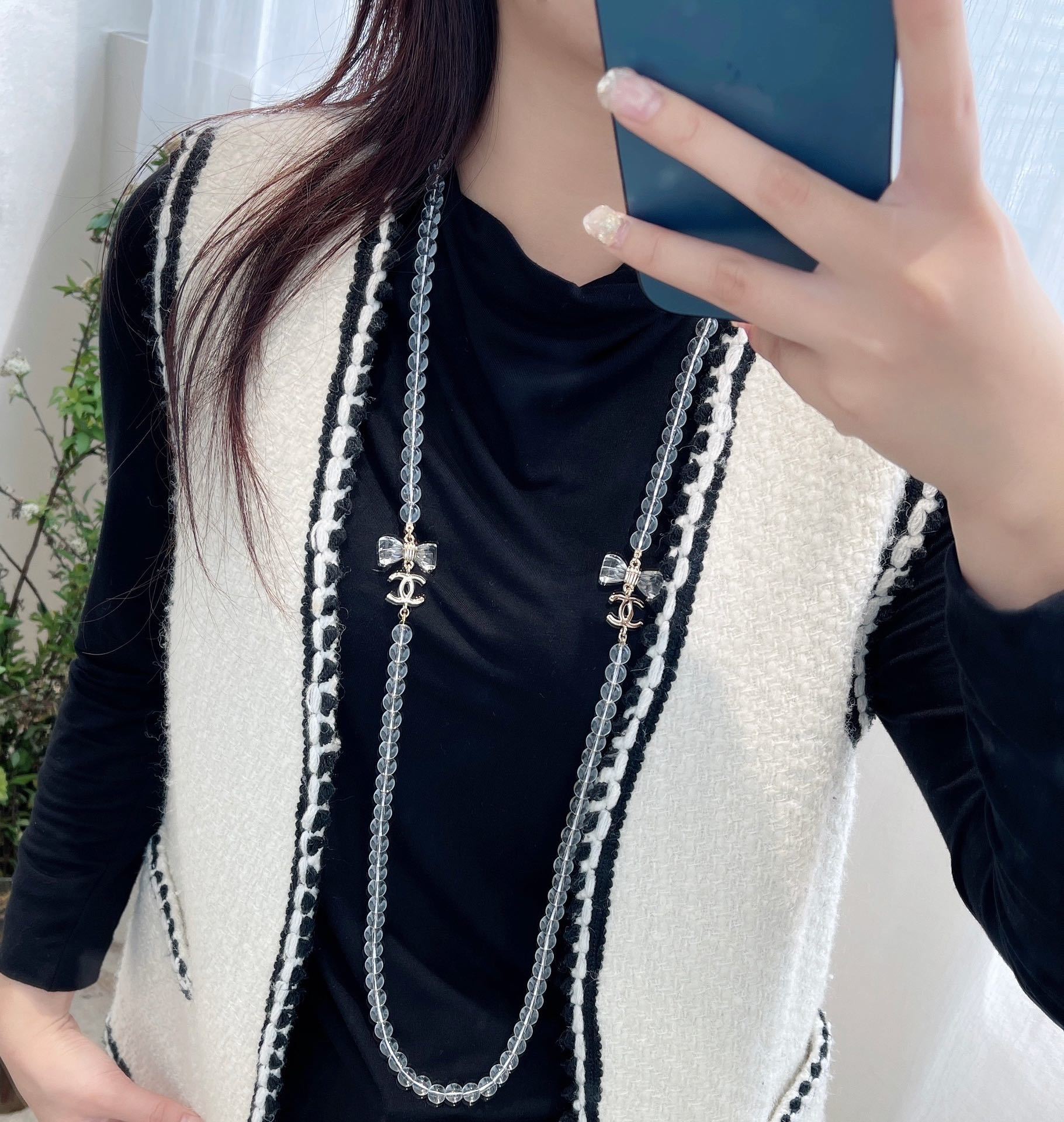 Luxury Chanel Clear Beaded Long Necklace with CC Logo and Bows