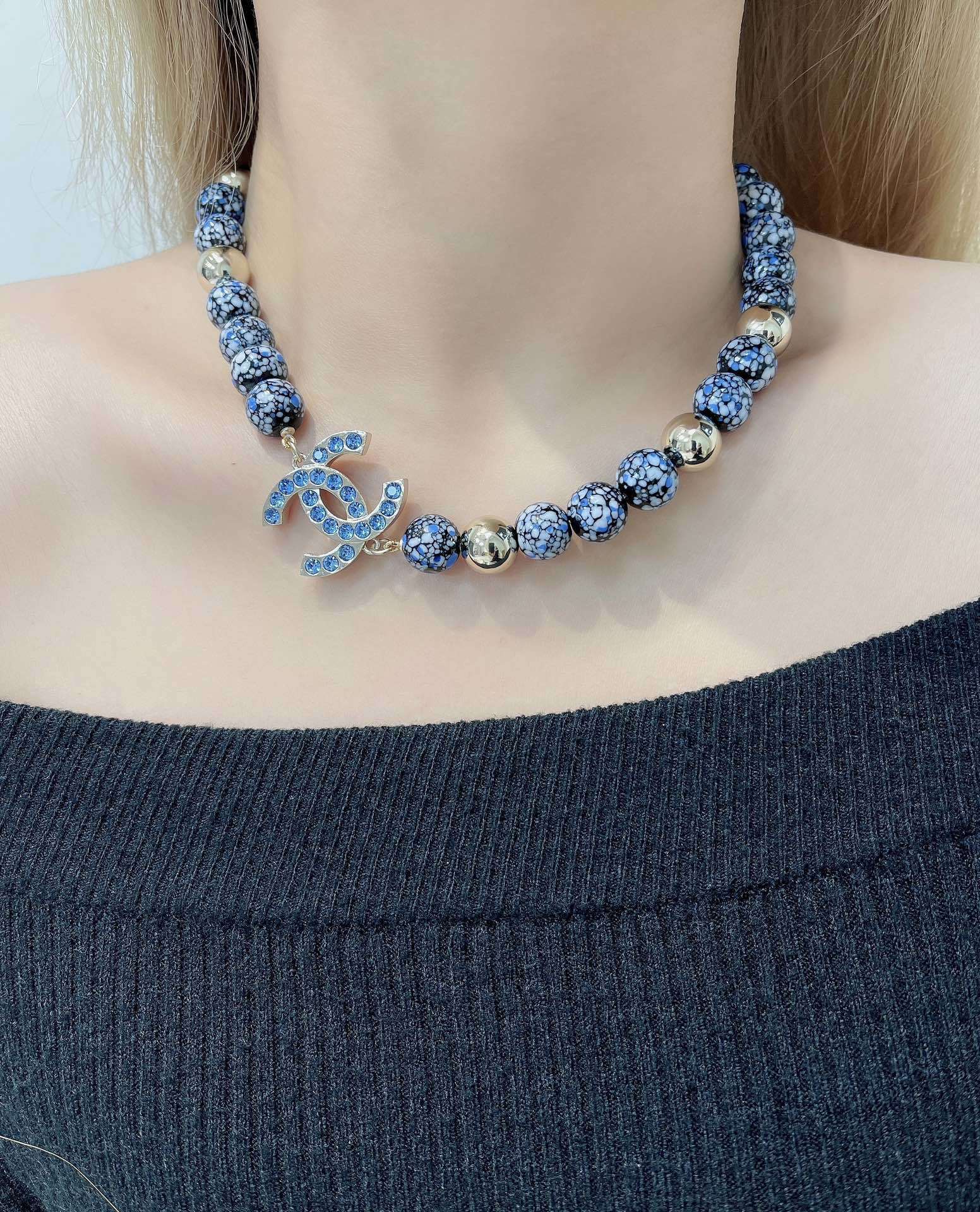 Chanel 2024/25 Métiers d'Art Blue Glass Bead & Rhinestone CC Necklace