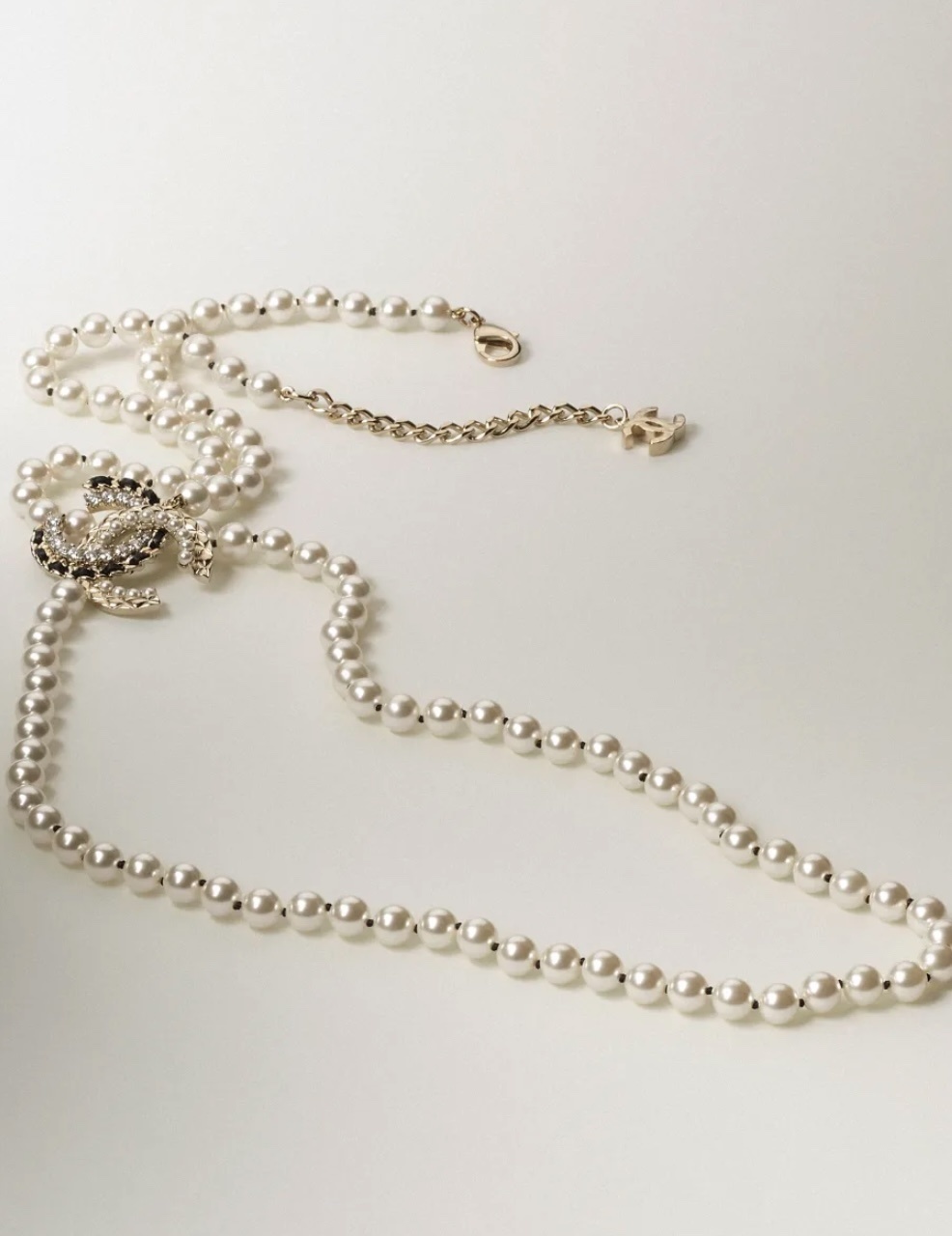 Luxury Long Pearl Necklace with Crystal Double C Logo Pendant