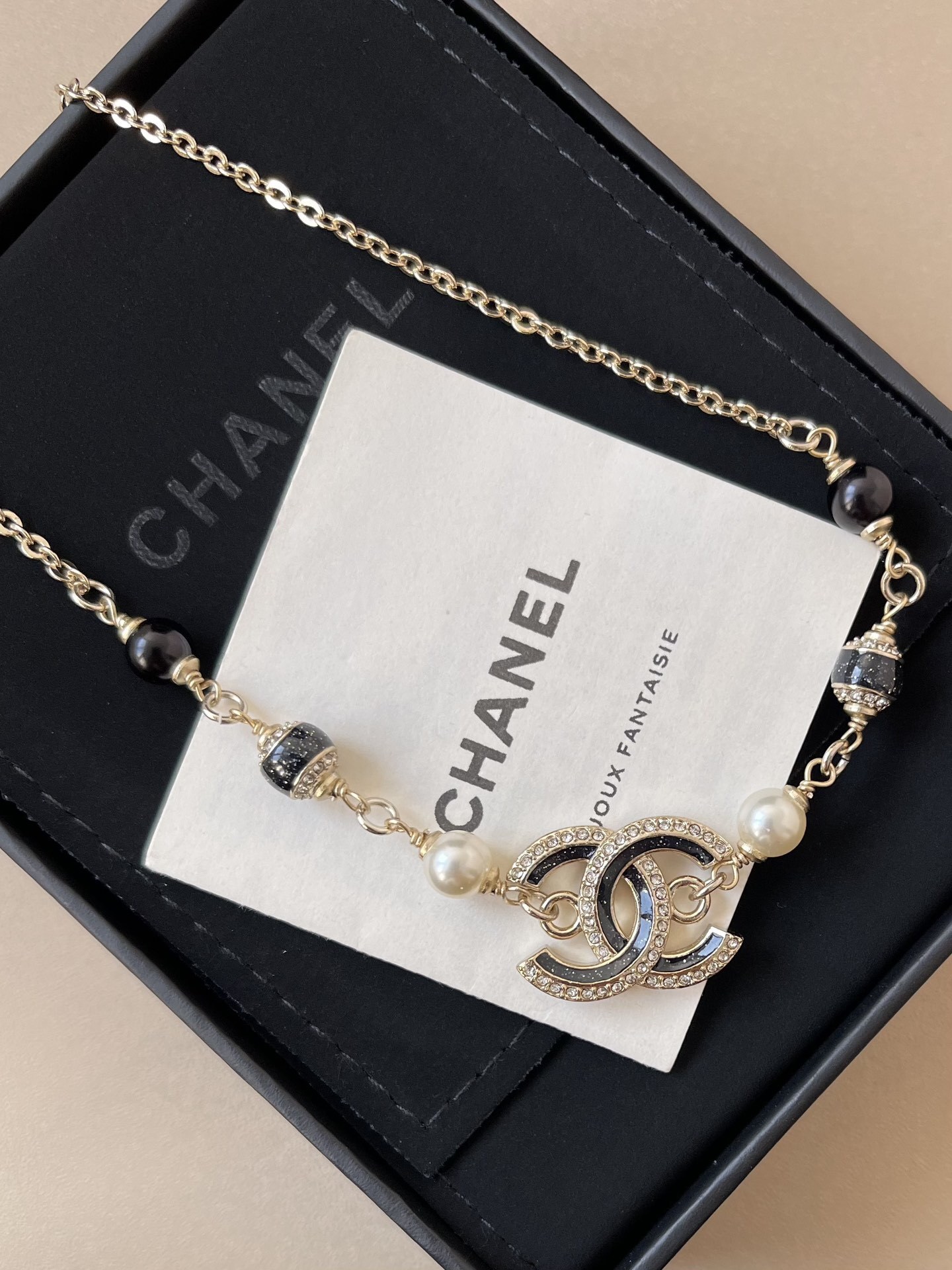Chanel CC Logo Necklace Gold Metal Pearls & Rhinestones 2025/26